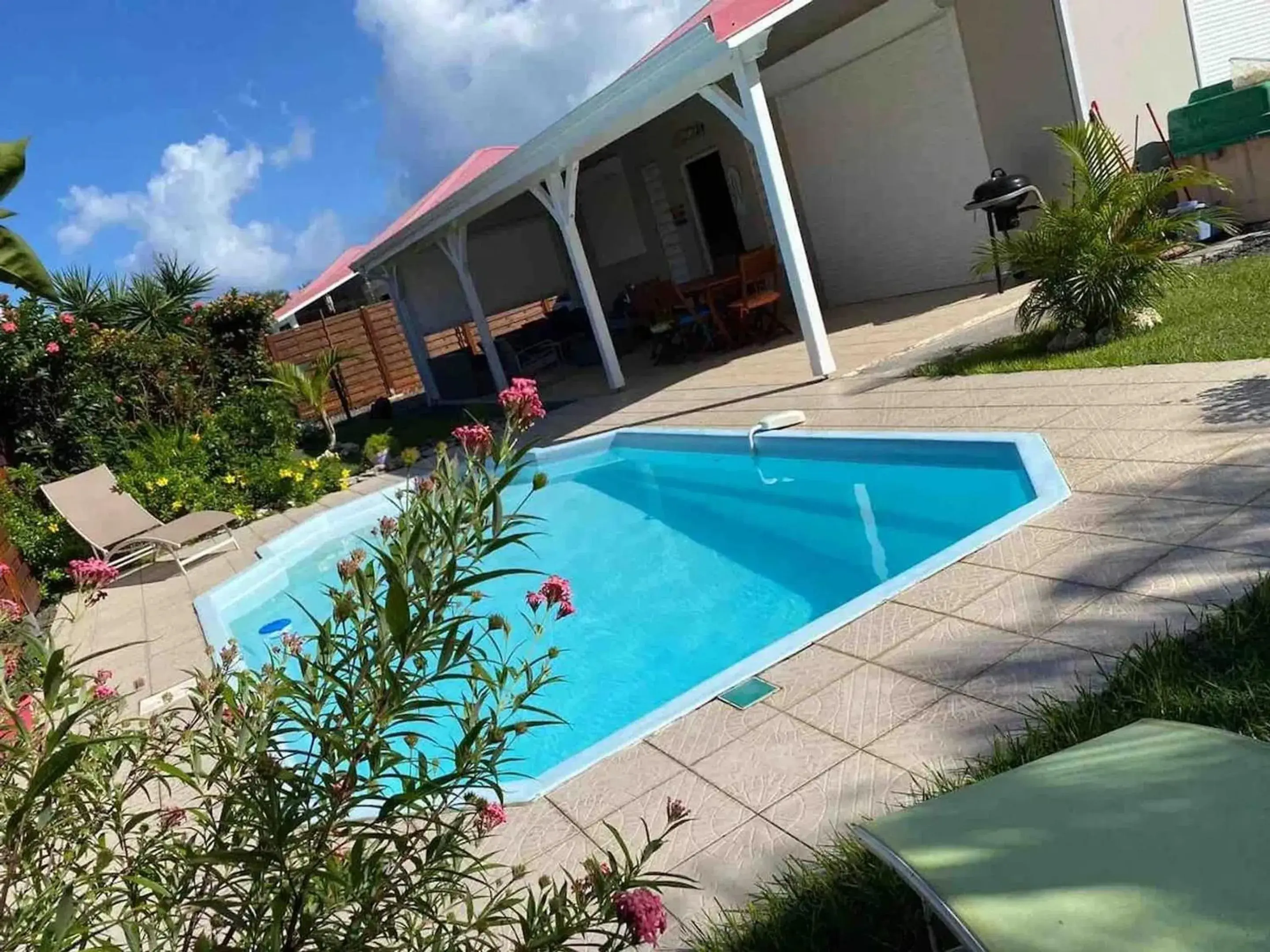 Villa élégante à Saint-François + Piscine privée Villa élégante à Saint-François + Piscine privée
