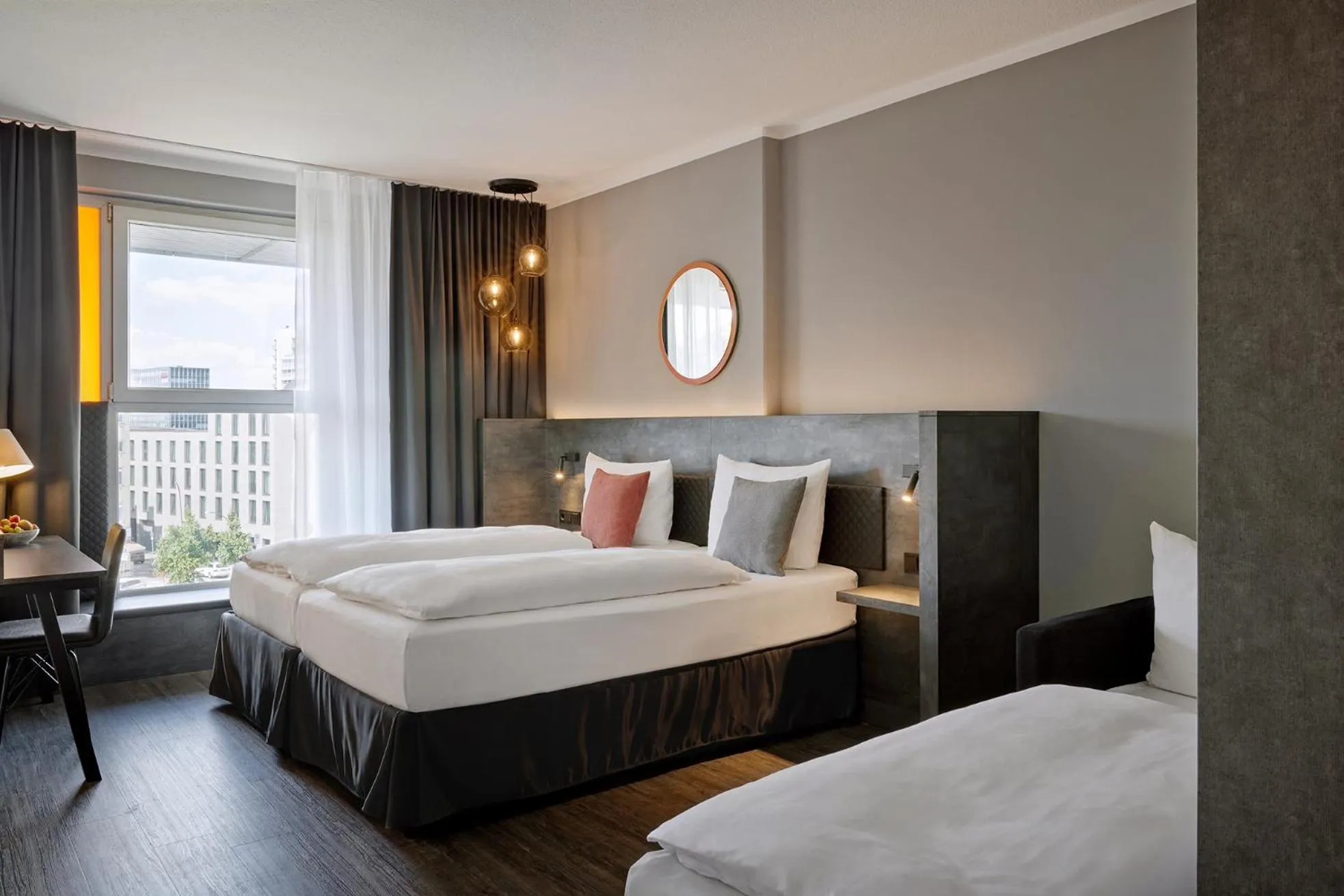 Photo of the whole room, Bed in THE SCOTTY Hotel Hamburg