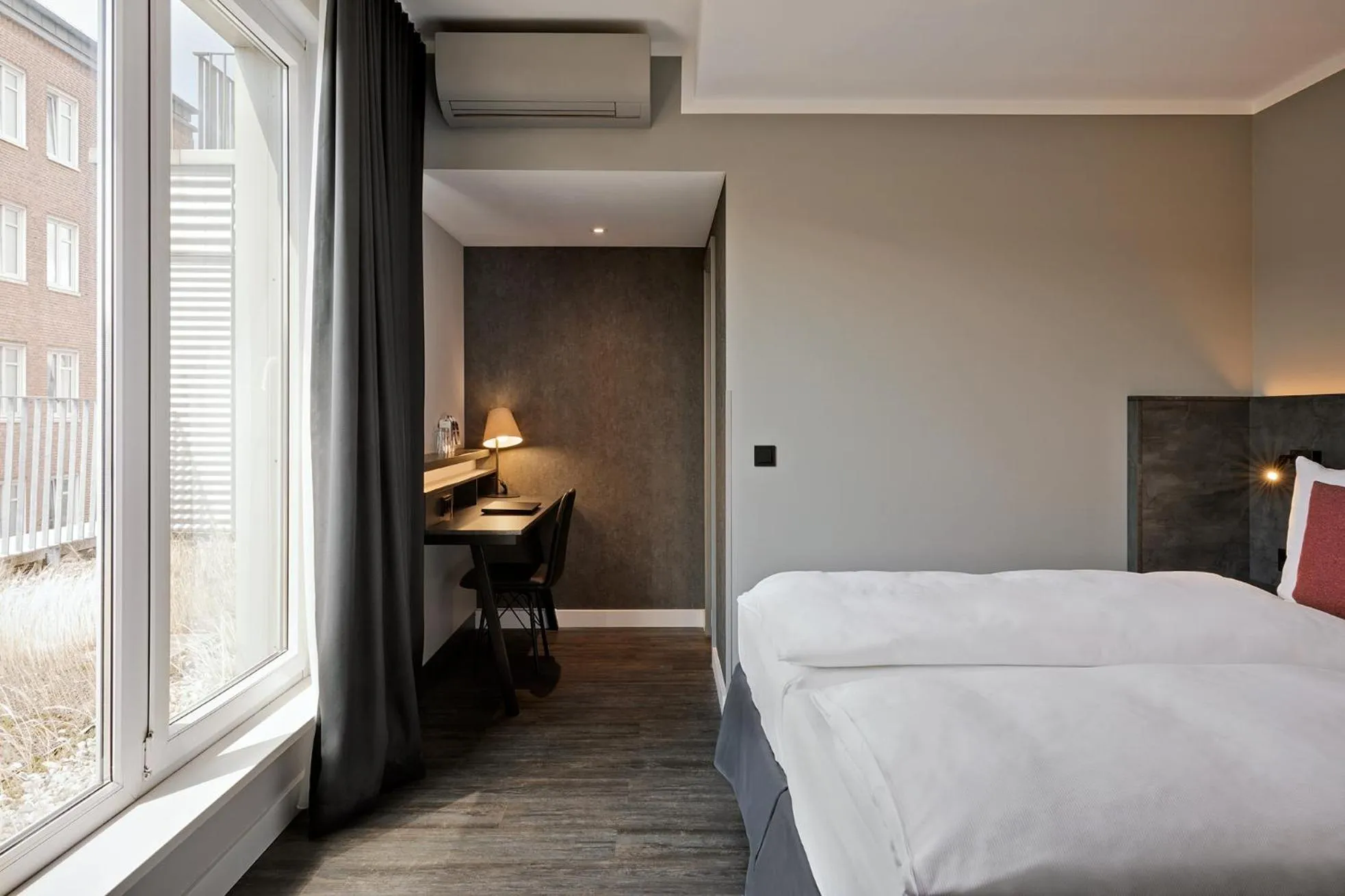 Bed in THE SCOTTY Hotel Hamburg