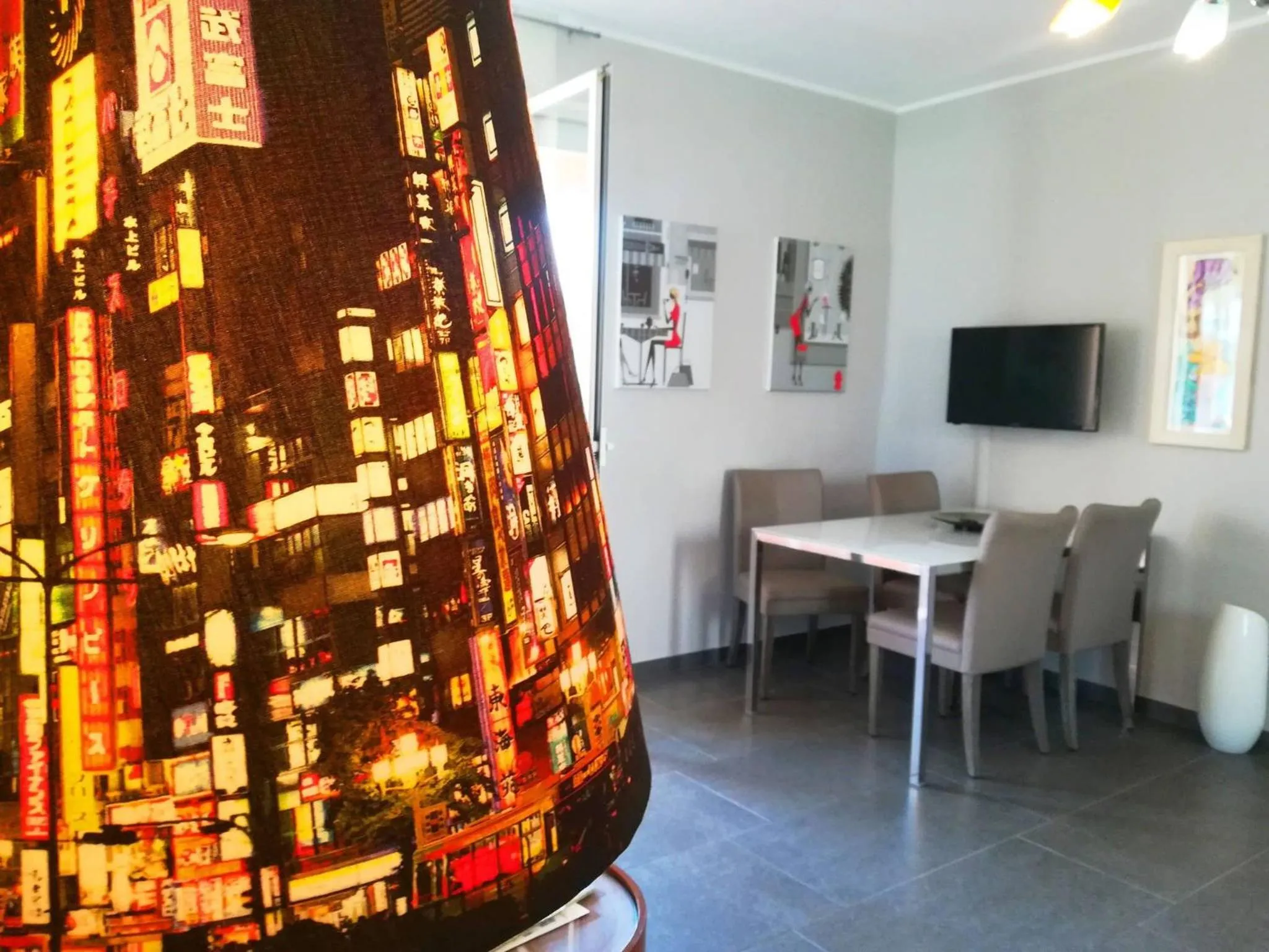 Seating area in Modern Holiday Apartment With Wi-fi, Air Conditioning And Balcony; Pets Allowed