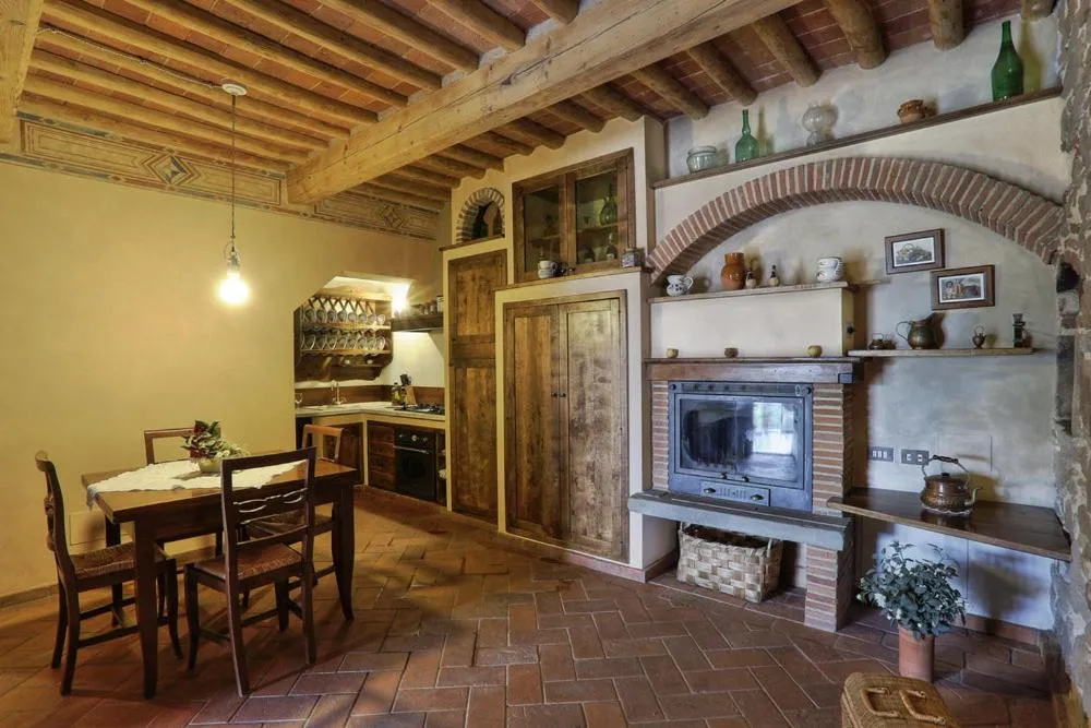 Kitchen or kitchenette in Casa Vacanze La Porta