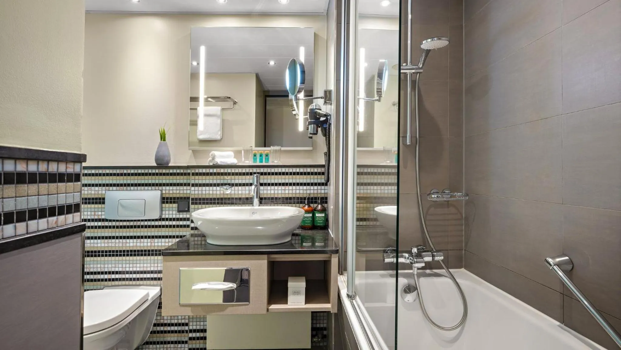 Bathroom in Crowne Plaza Berlin City Centre Ku'damm by IHG