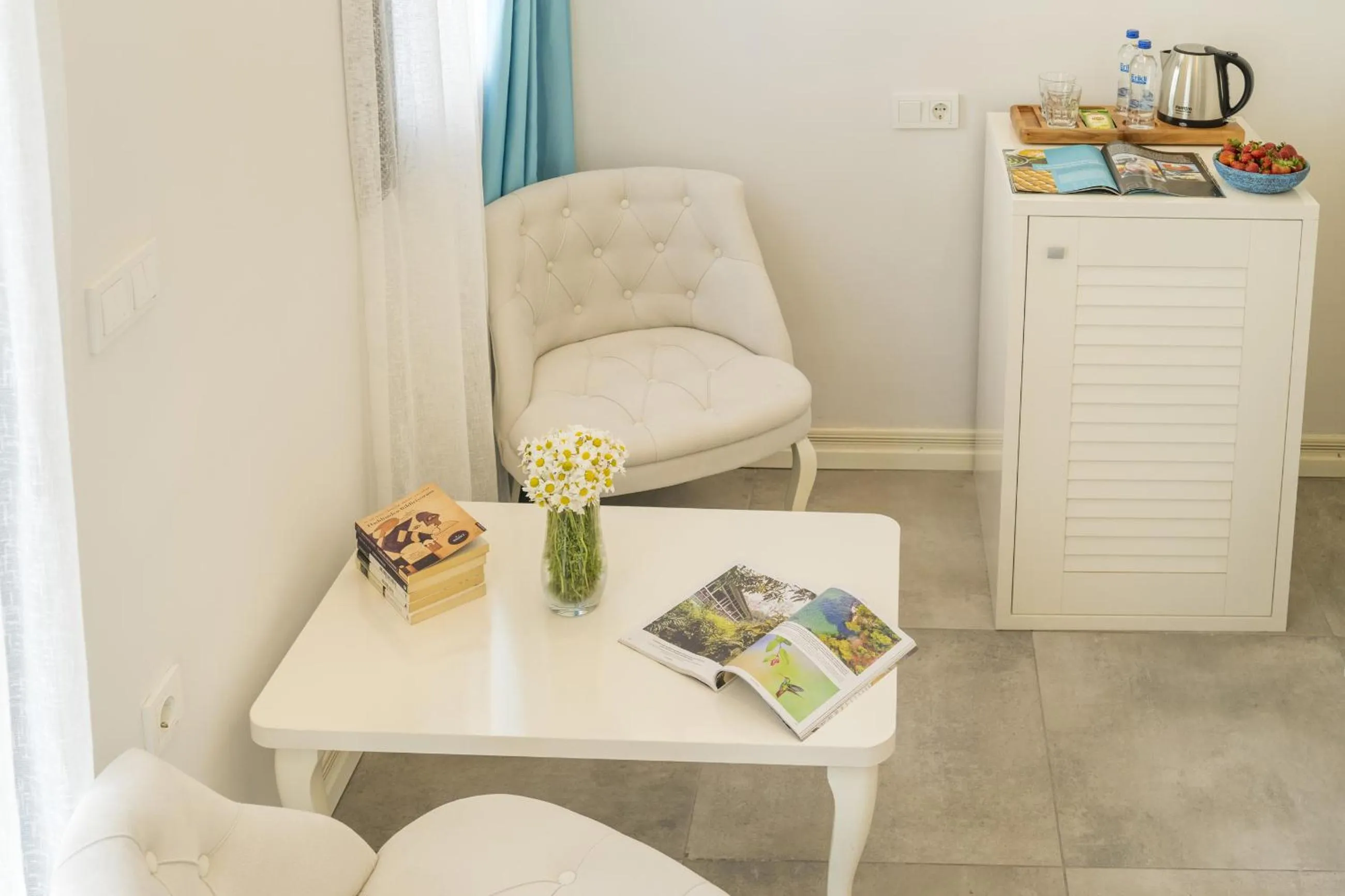 Coffee/tea facilities in The Monastery