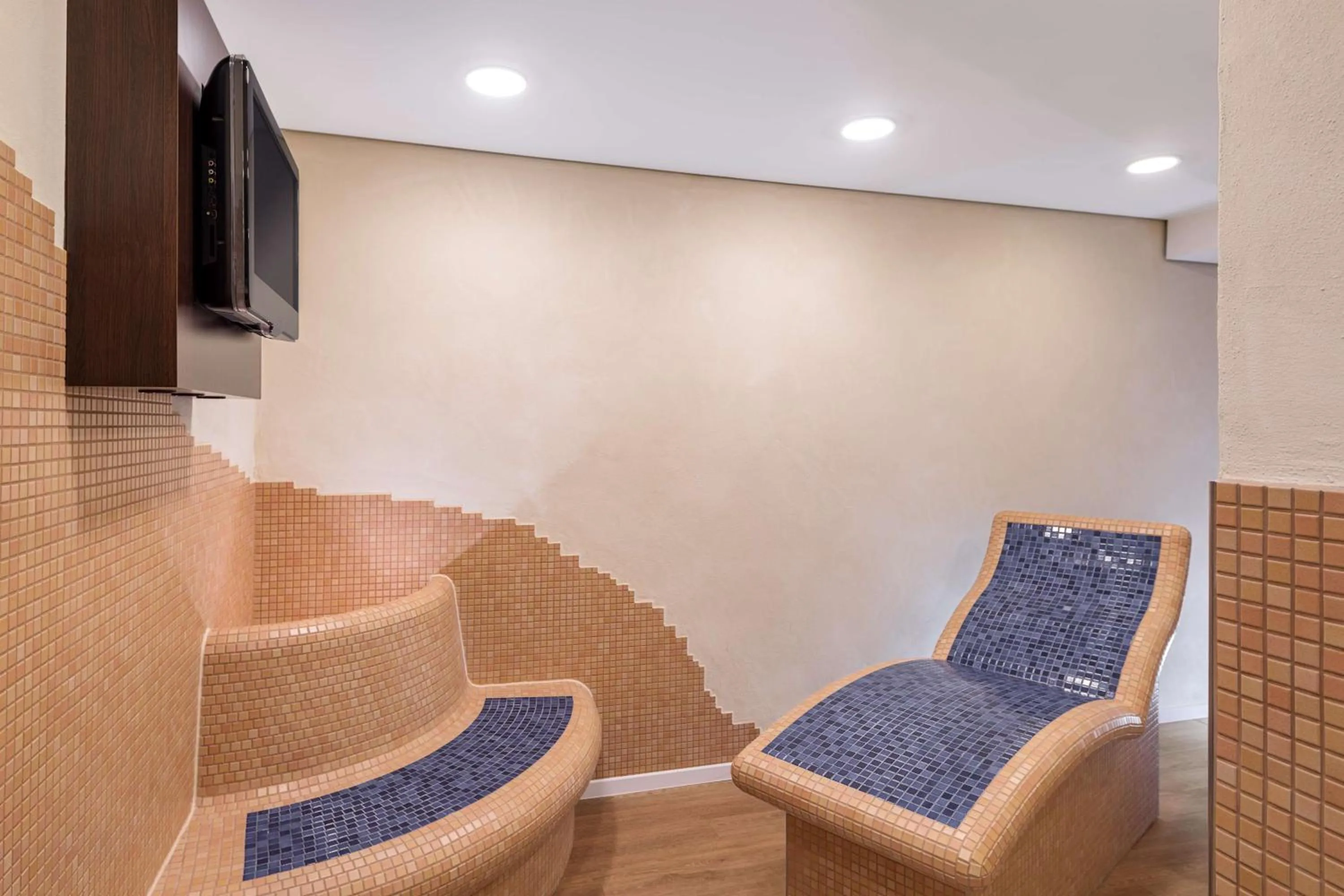 Spa and wellness centre/facilities in NH Berlin Alexanderplatz