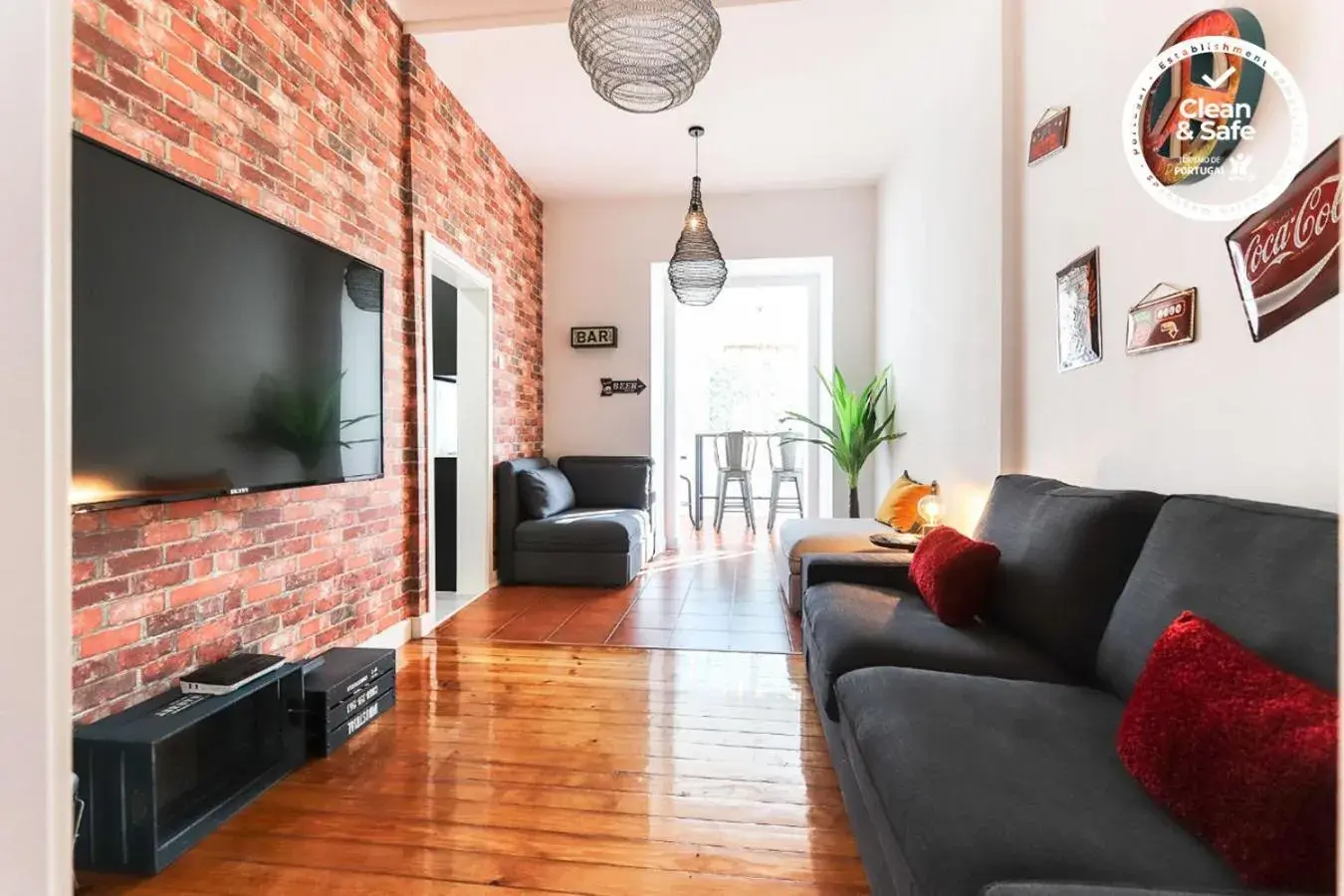 Rato Design with Terrace by Homing Rato Design with Terrace by Homing
