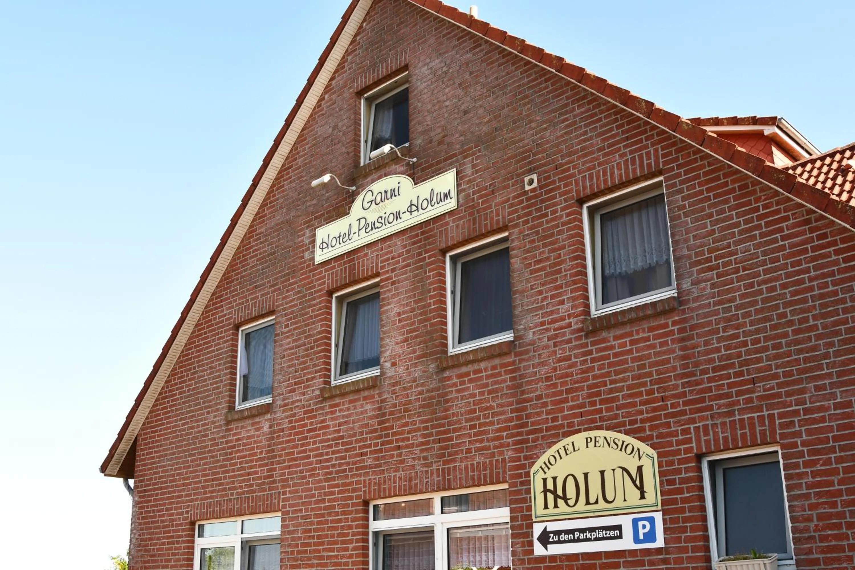 Garni Hotel-Pension Holum