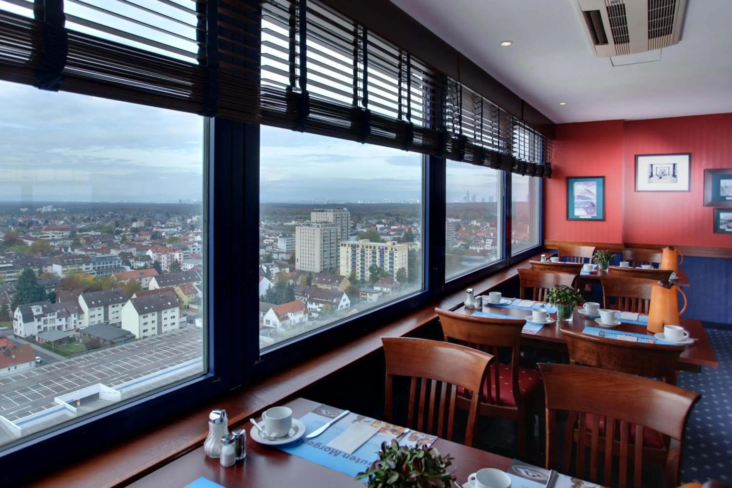 Restaurant/Places to Eat in Best Western Hotel Frankfurt Airport Neu-Isenburg
