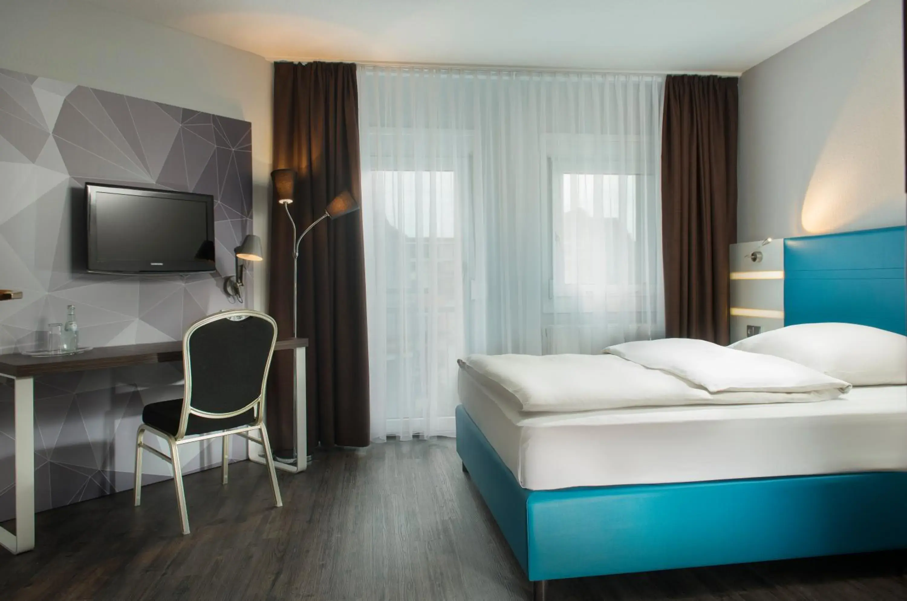 Photo of the whole room, Bed in Best Western Hotel Frankfurt Airport Neu-Isenburg