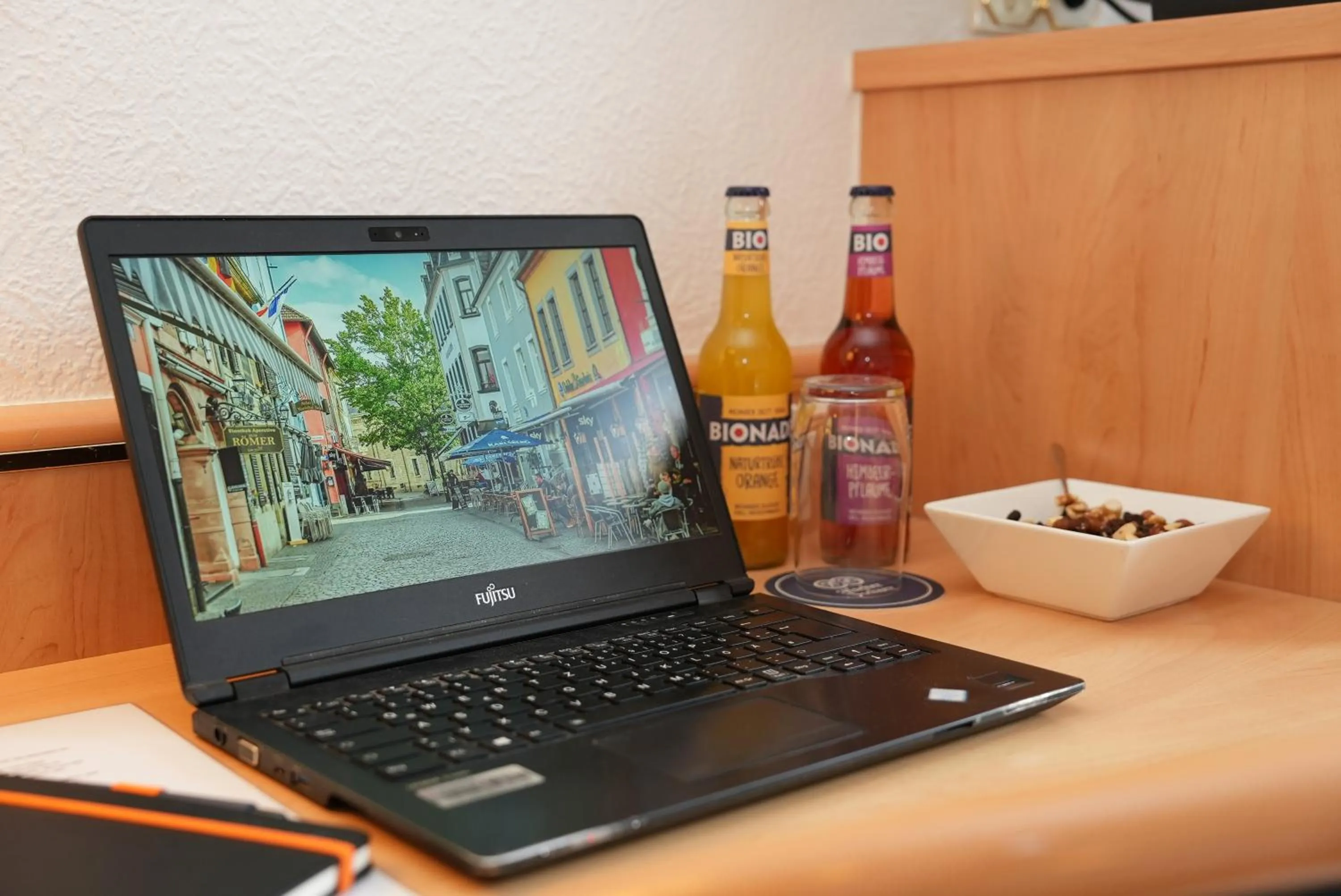 Seating area in UNO Hotel Posthof Saarlouis