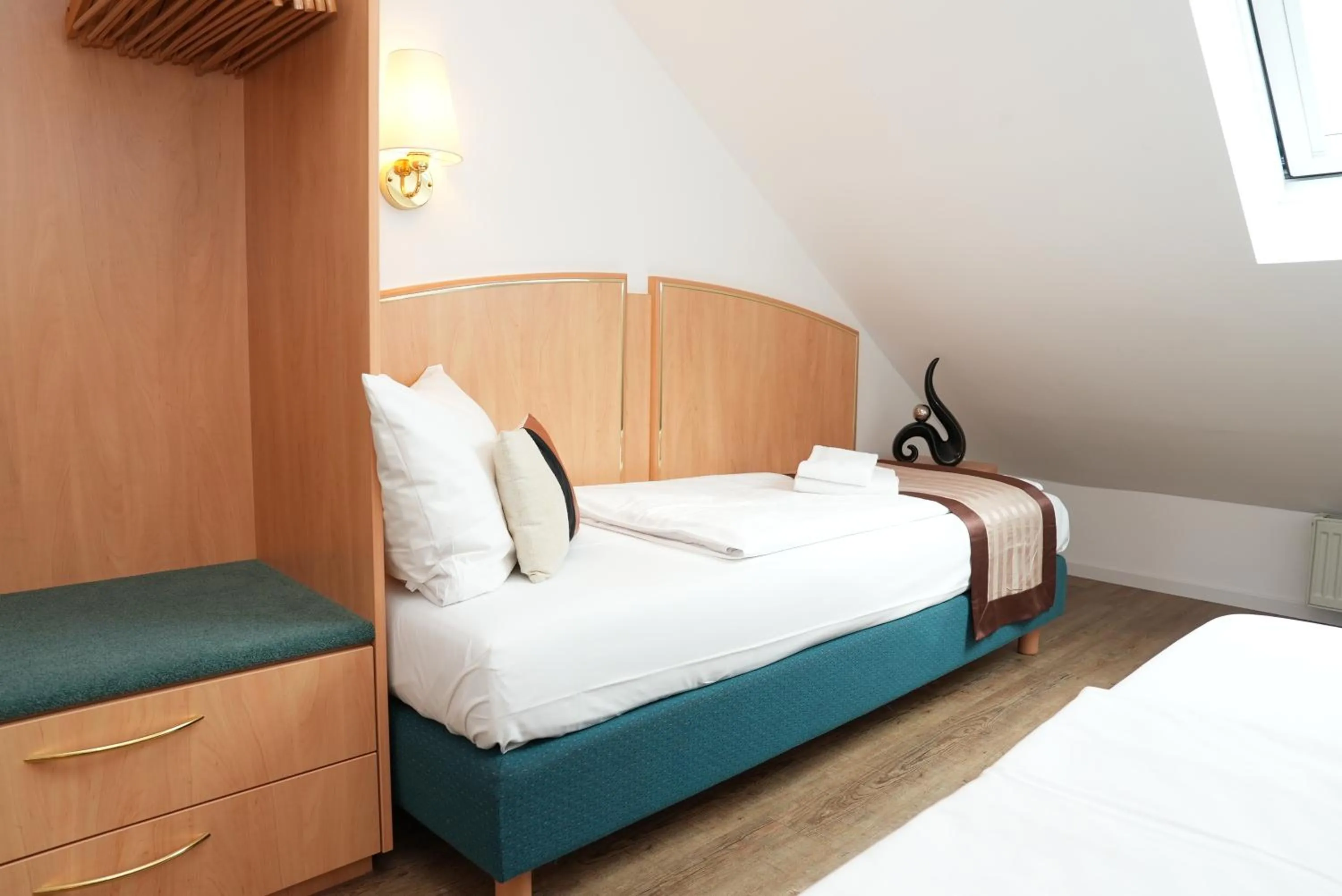 Bed in UNO Hotel Posthof Saarlouis