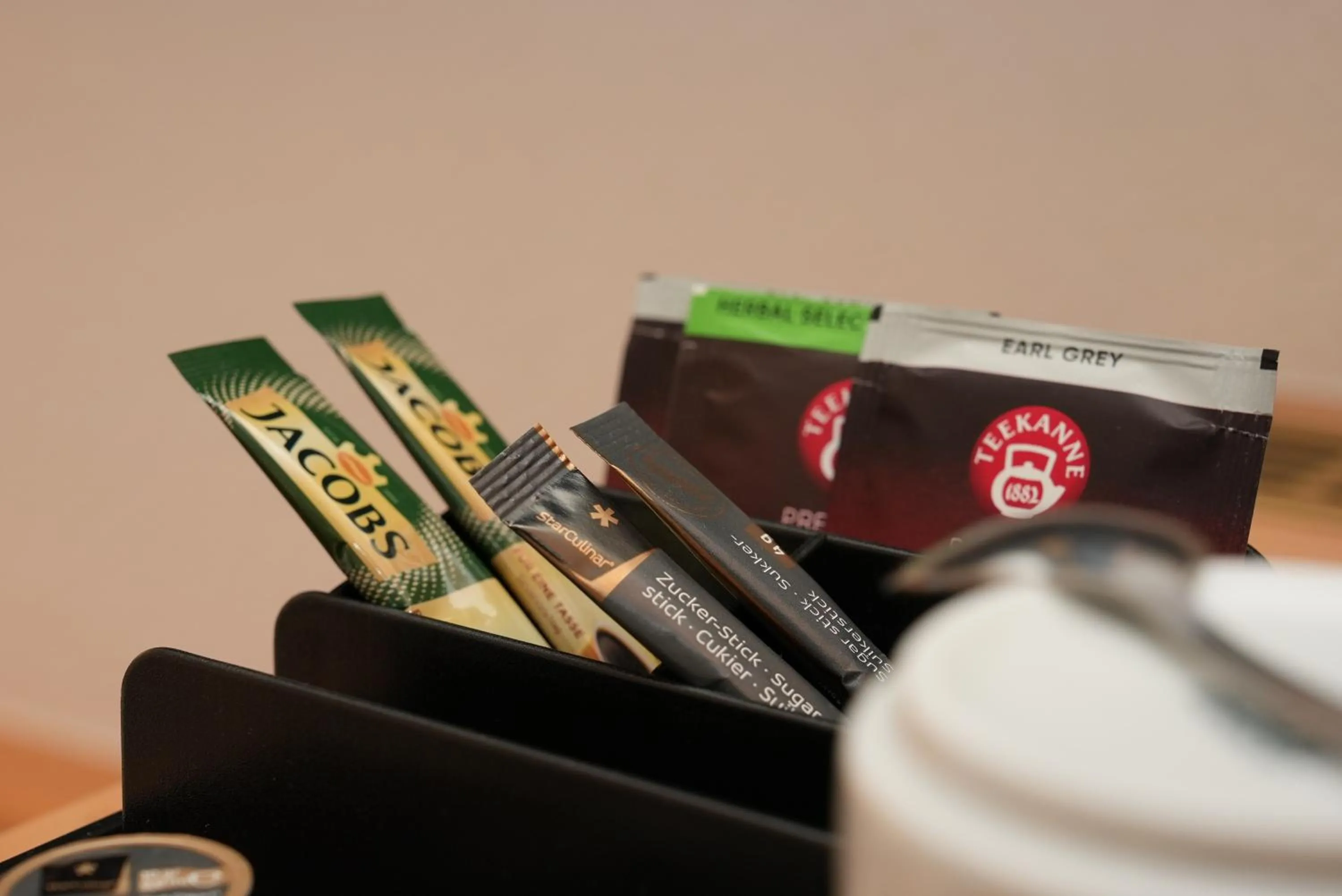 Coffee/tea facilities in UNO Hotel Posthof Saarlouis