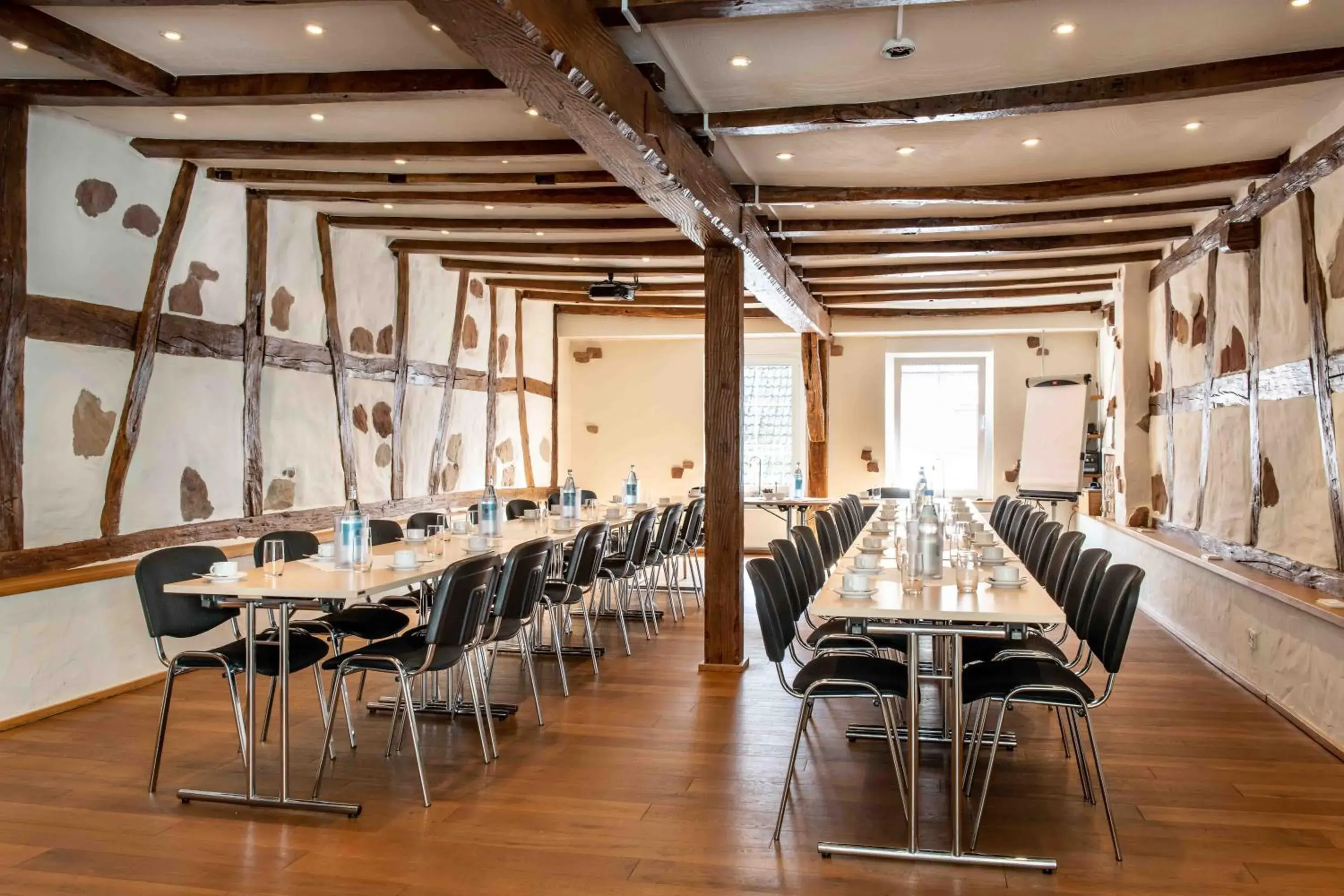 Meeting/conference room, Restaurant/Places to Eat in UNO Hotel Posthof Saarlouis