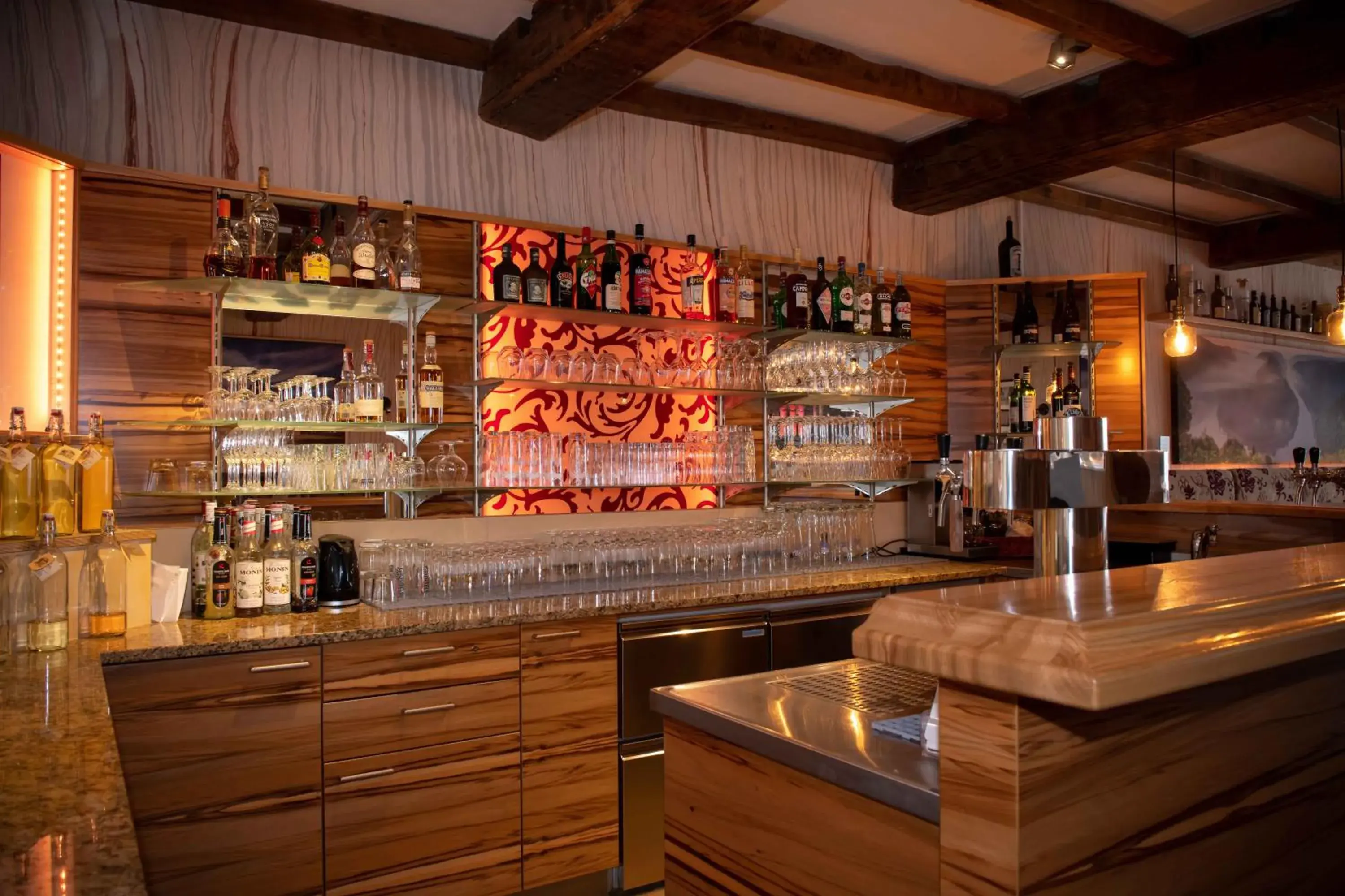 Lounge or bar in UNO Hotel Posthof Saarlouis