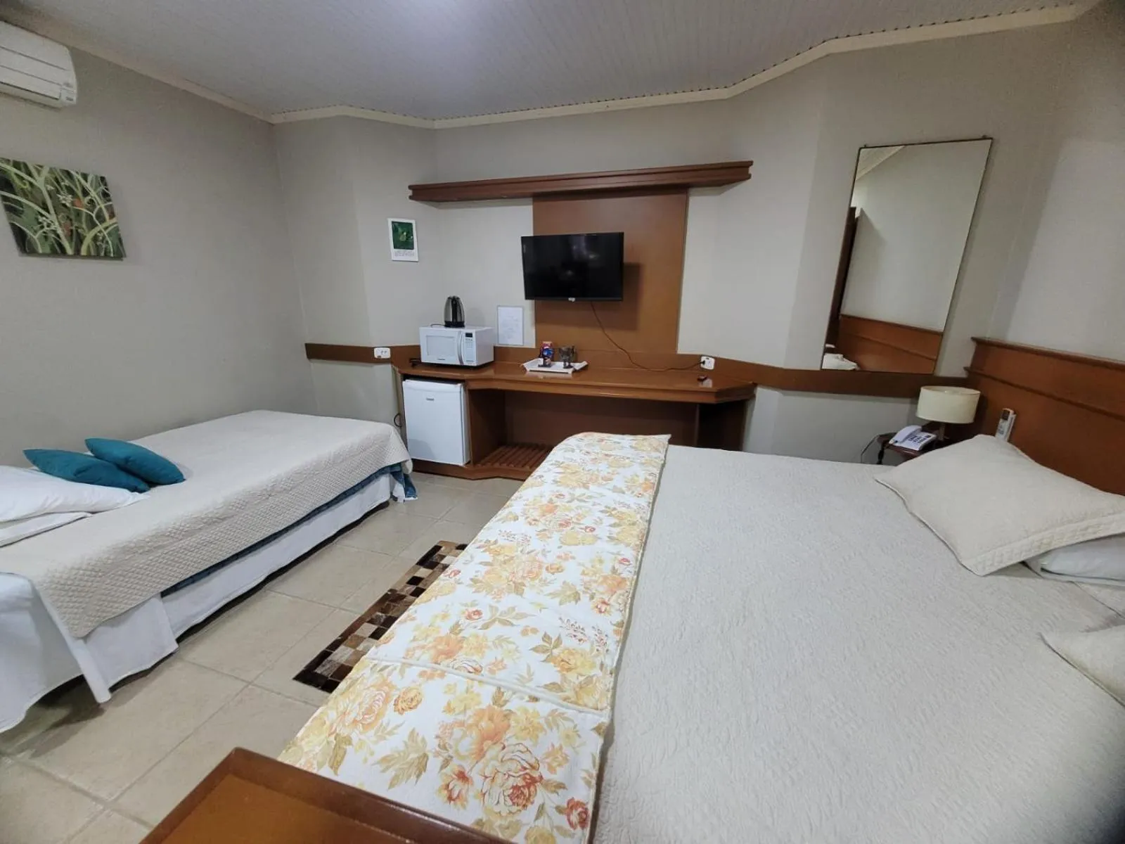 Bed in Hotel Cozumel Sierra