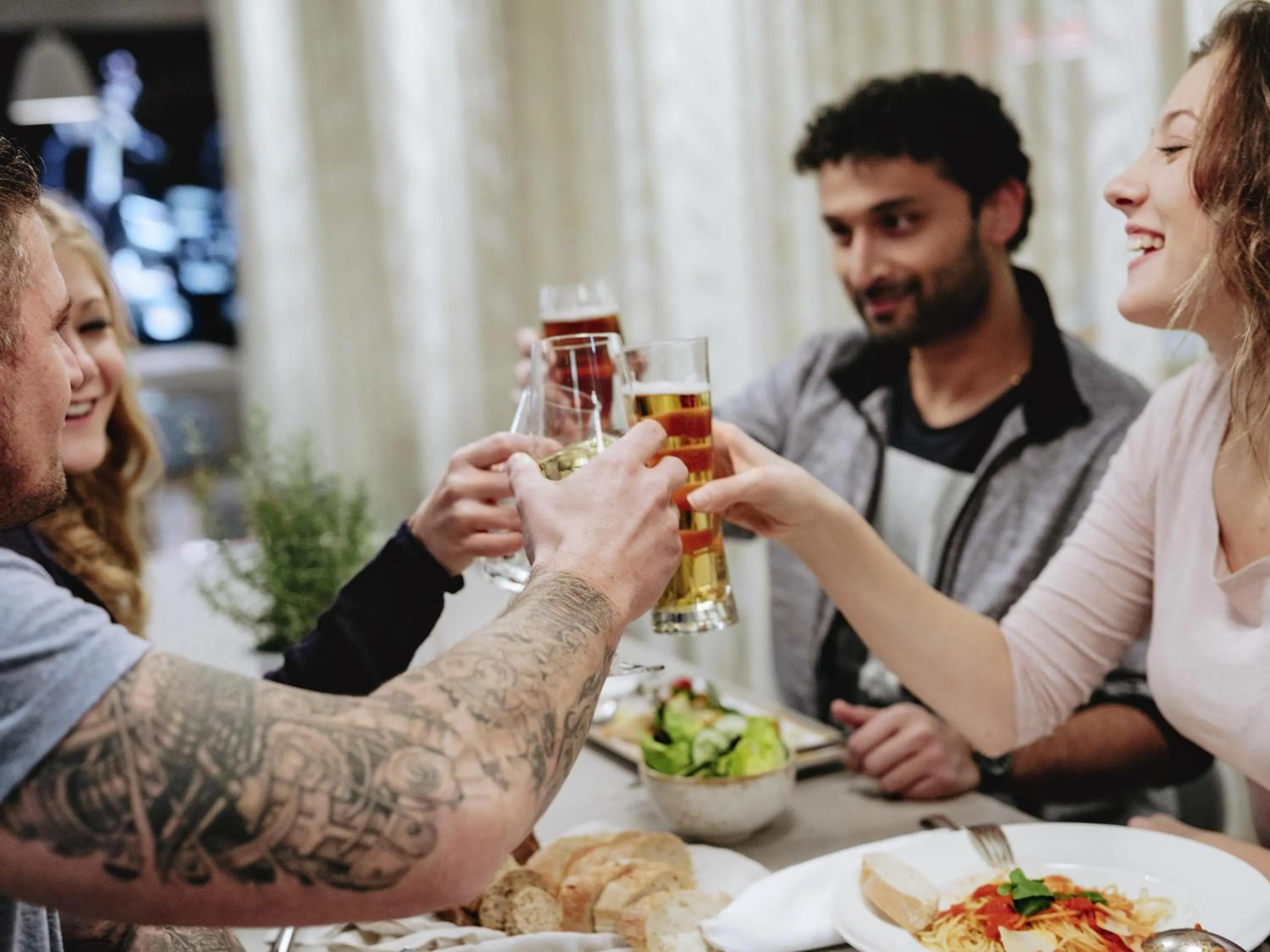 Restaurant/places to eat in Mercure Hannover Oldenburger Allee