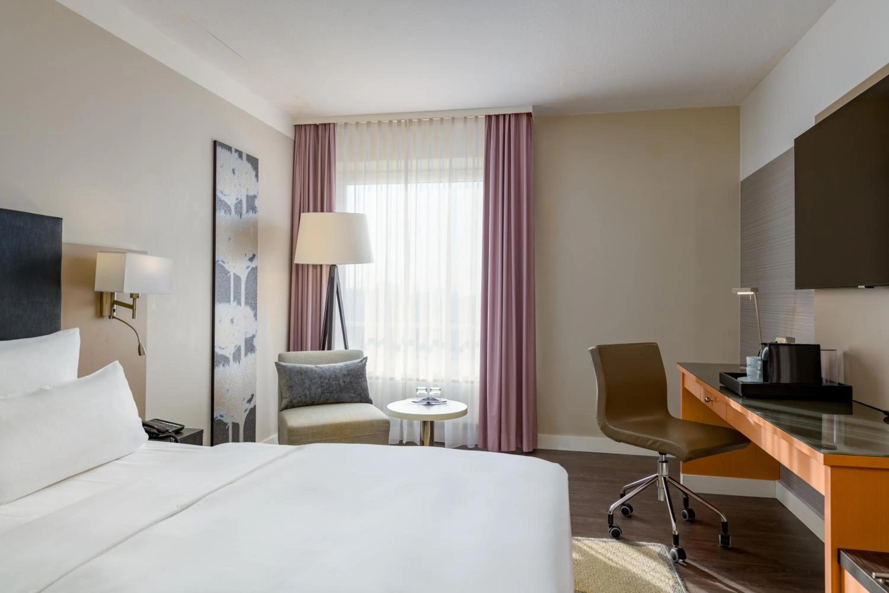 Bedroom, Bed in Mercure Hannover Oldenburger Allee