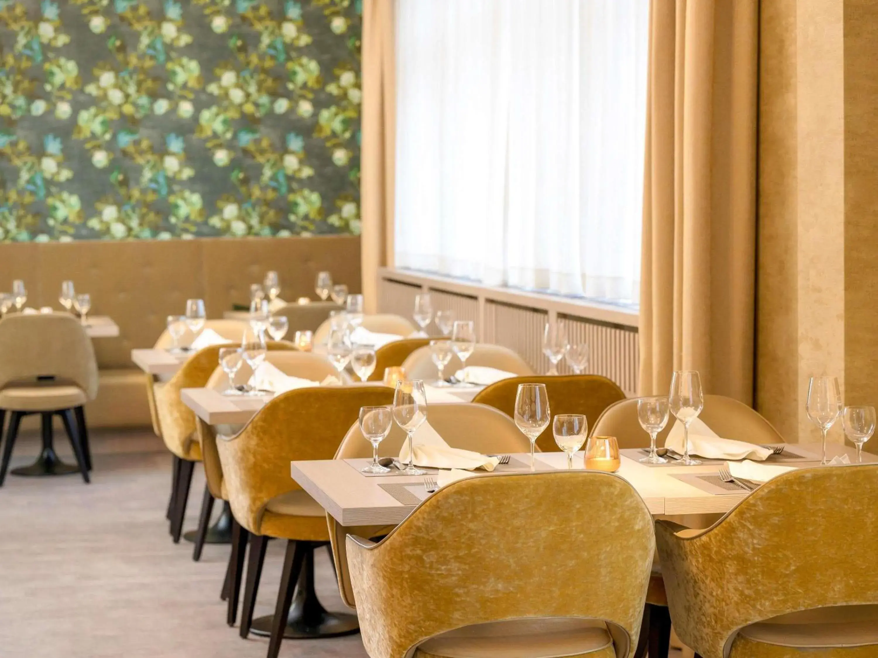 Property building in Mercure Hannover Oldenburger Allee Property building in Mercure Hannover Oldenburger Allee