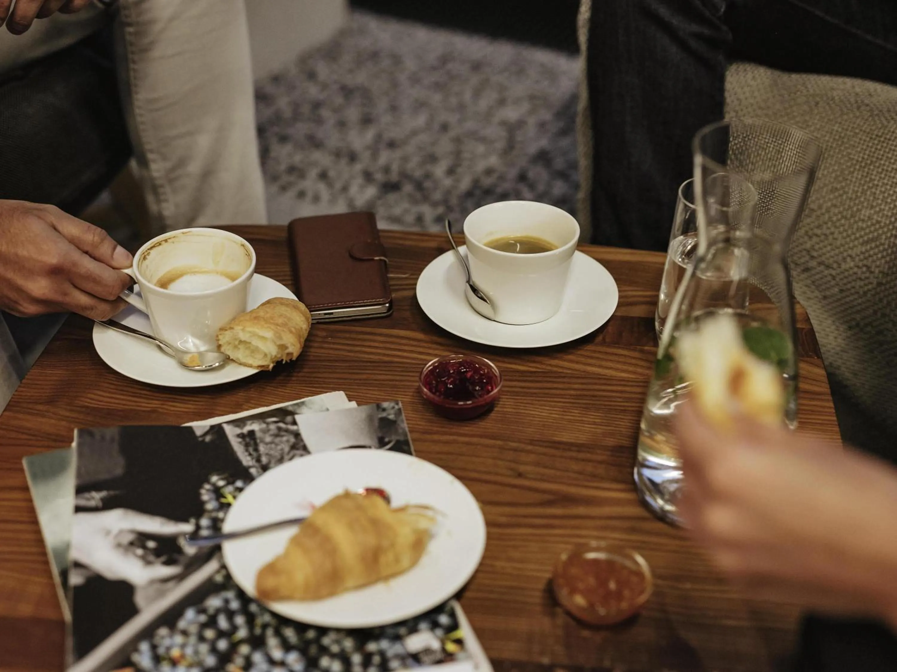 Restaurant/places to eat in Mercure Hannover Oldenburger Allee