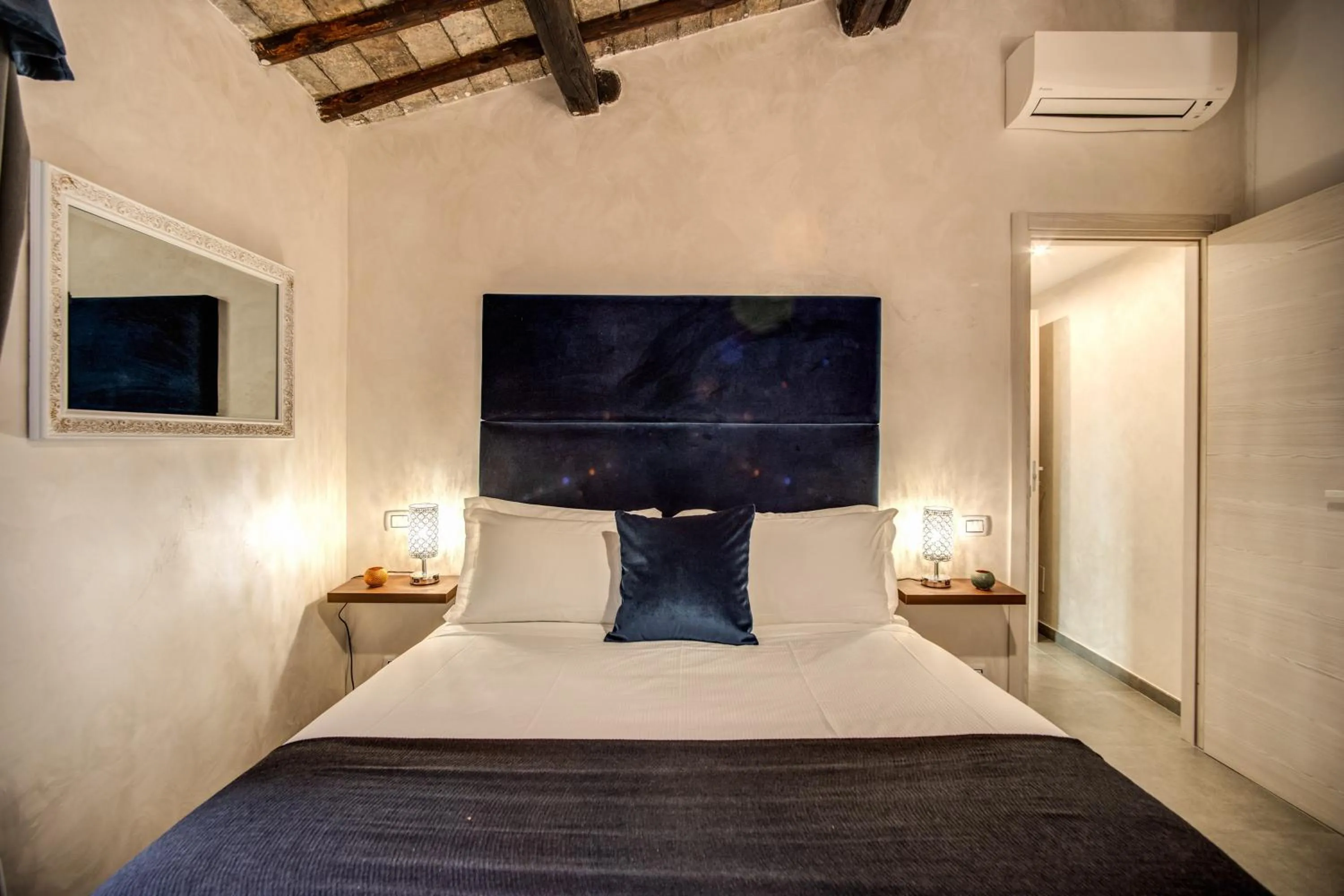 Bed in Tritone Top House