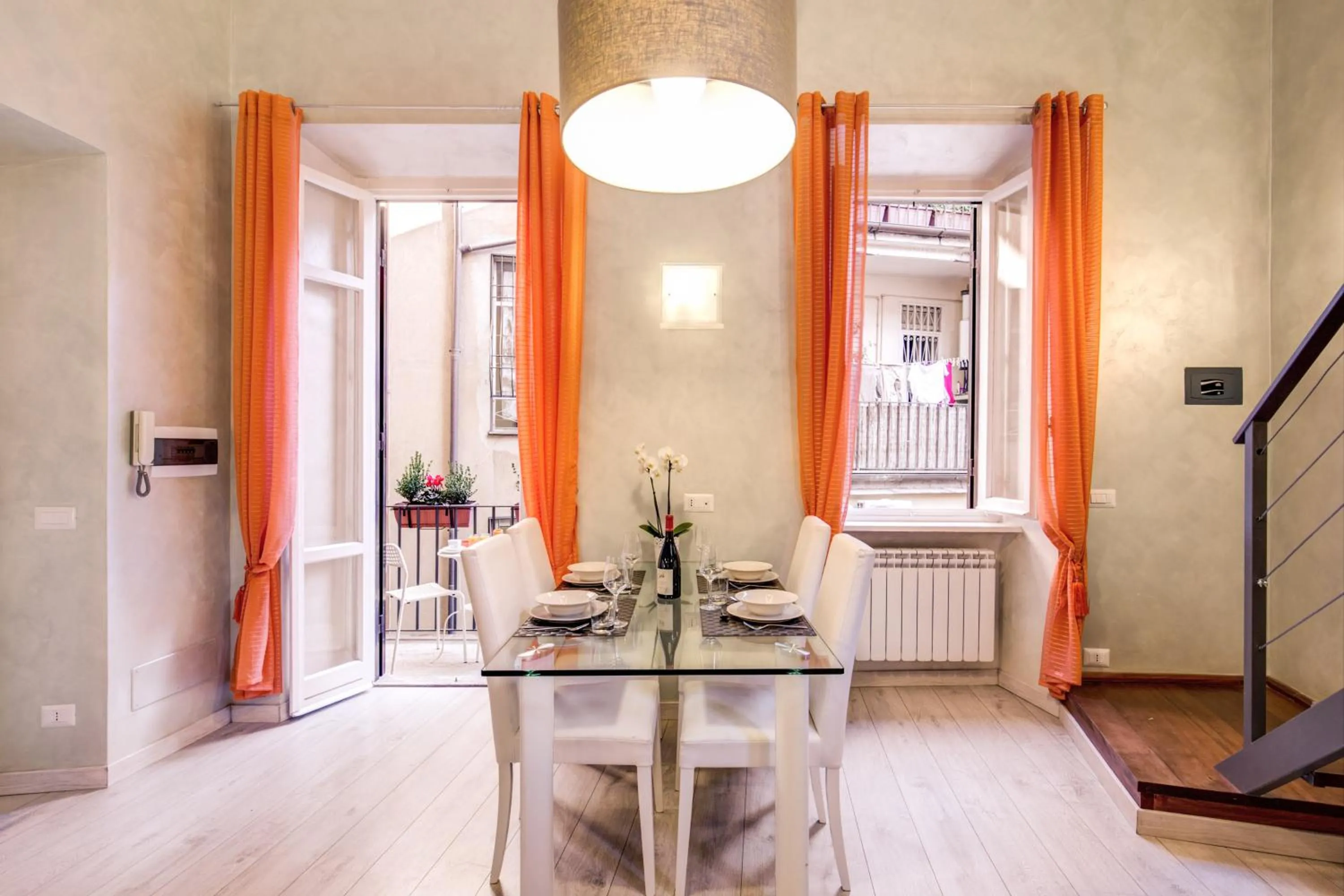 Living room in Tritone Top House