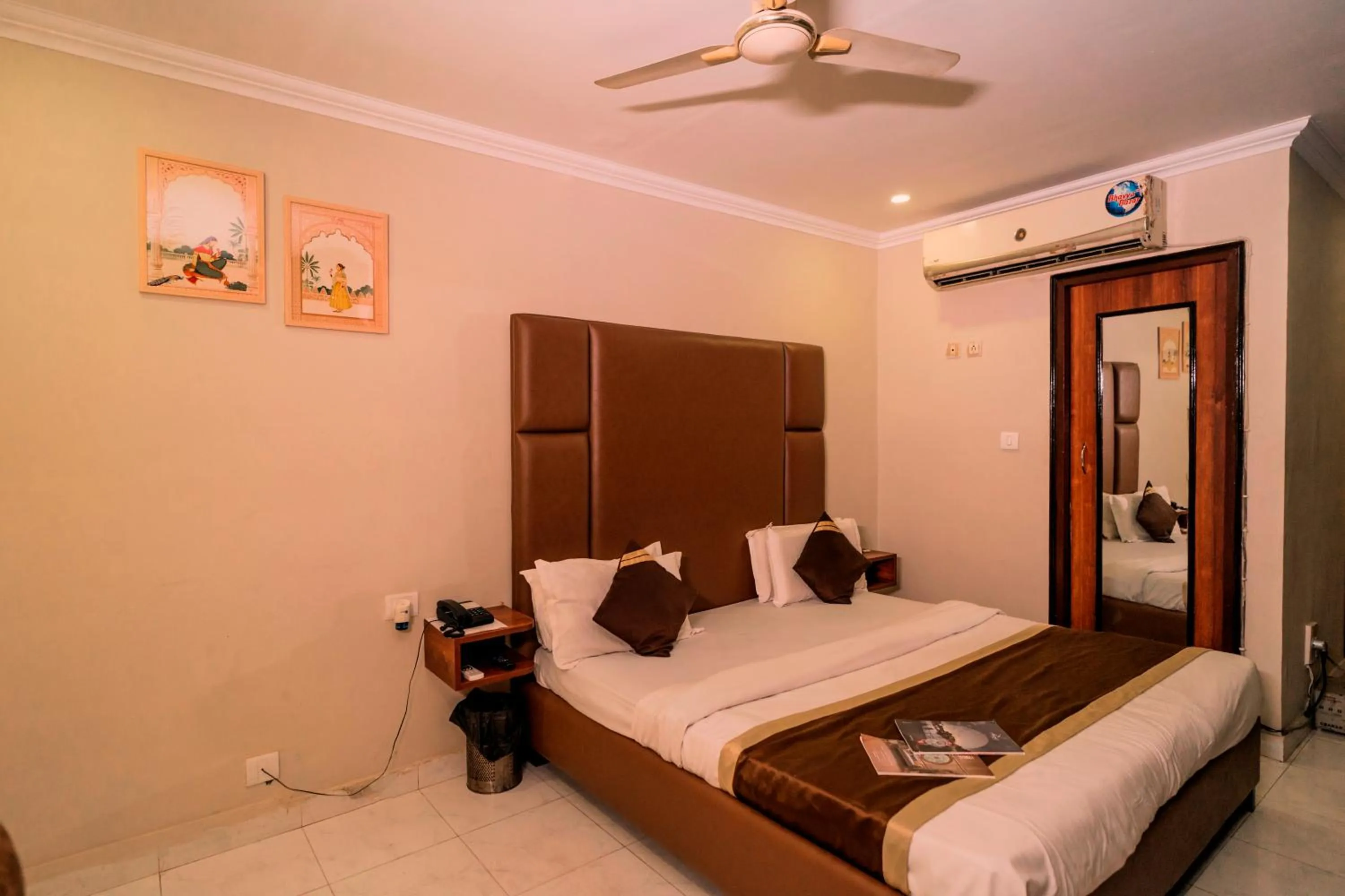 Bed in Hotel DiDi International