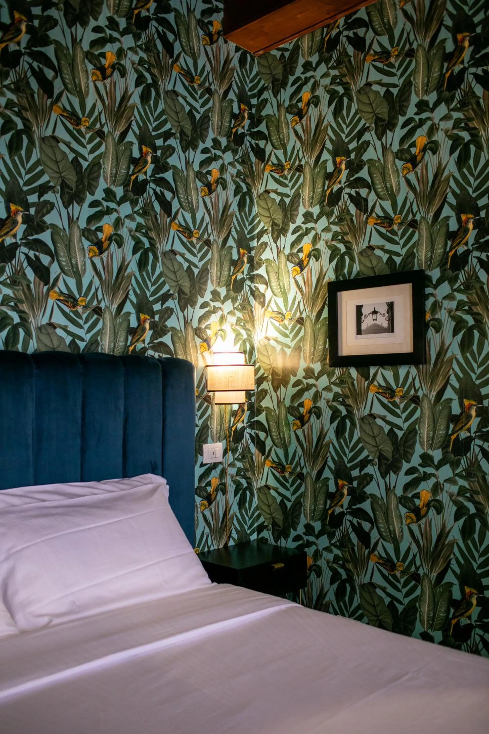 Bedroom, Bed in Incentrum