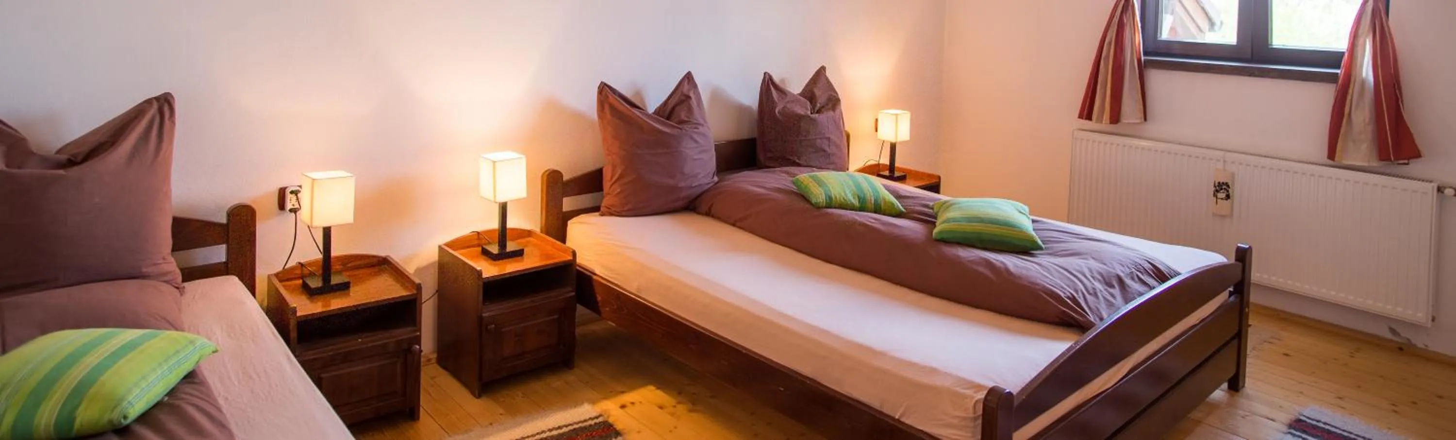 Bed in Casa Mosului - Transfăgărășan Bed & Breakfast