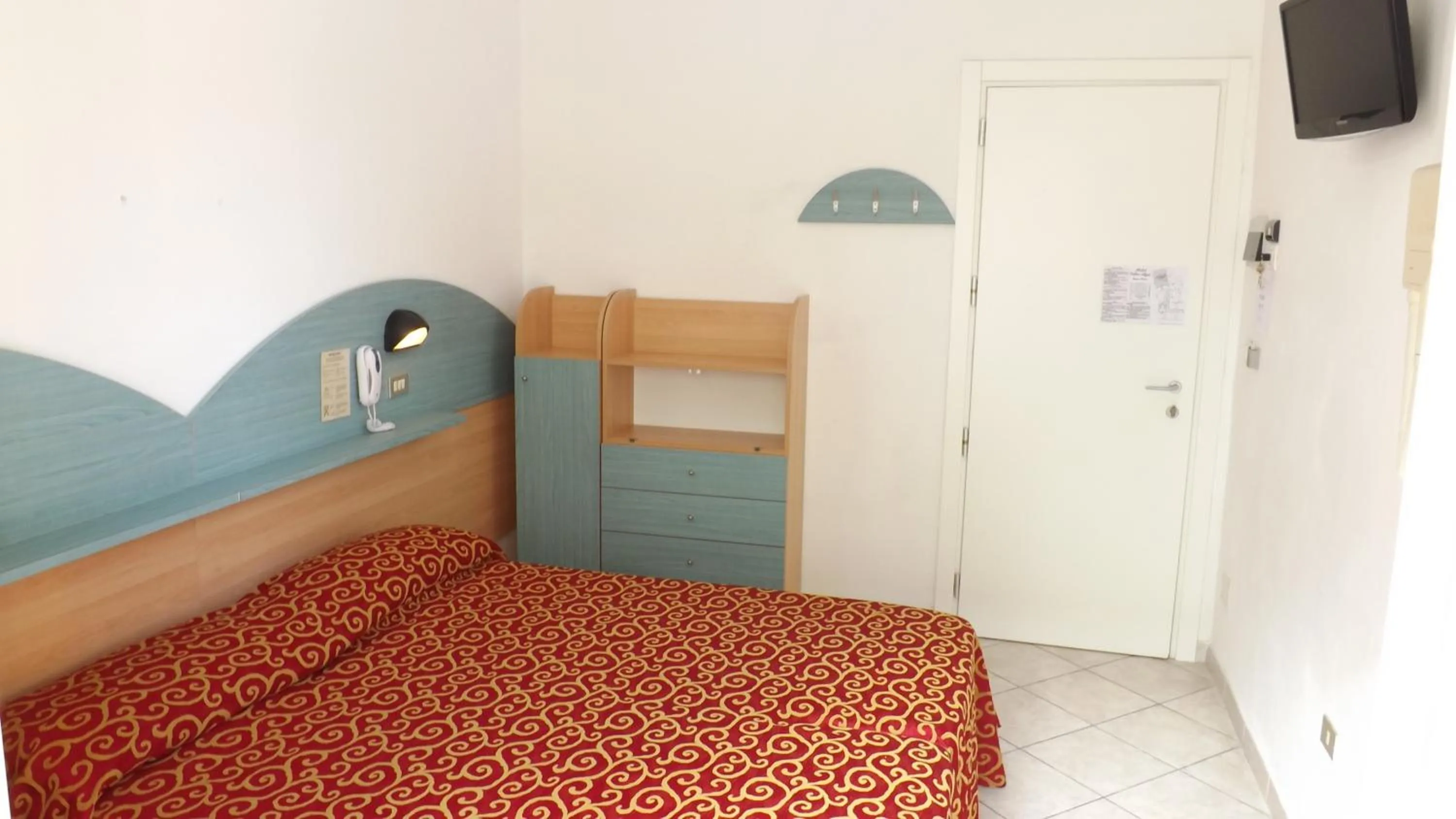 Photo of the whole room in Hotel Alga