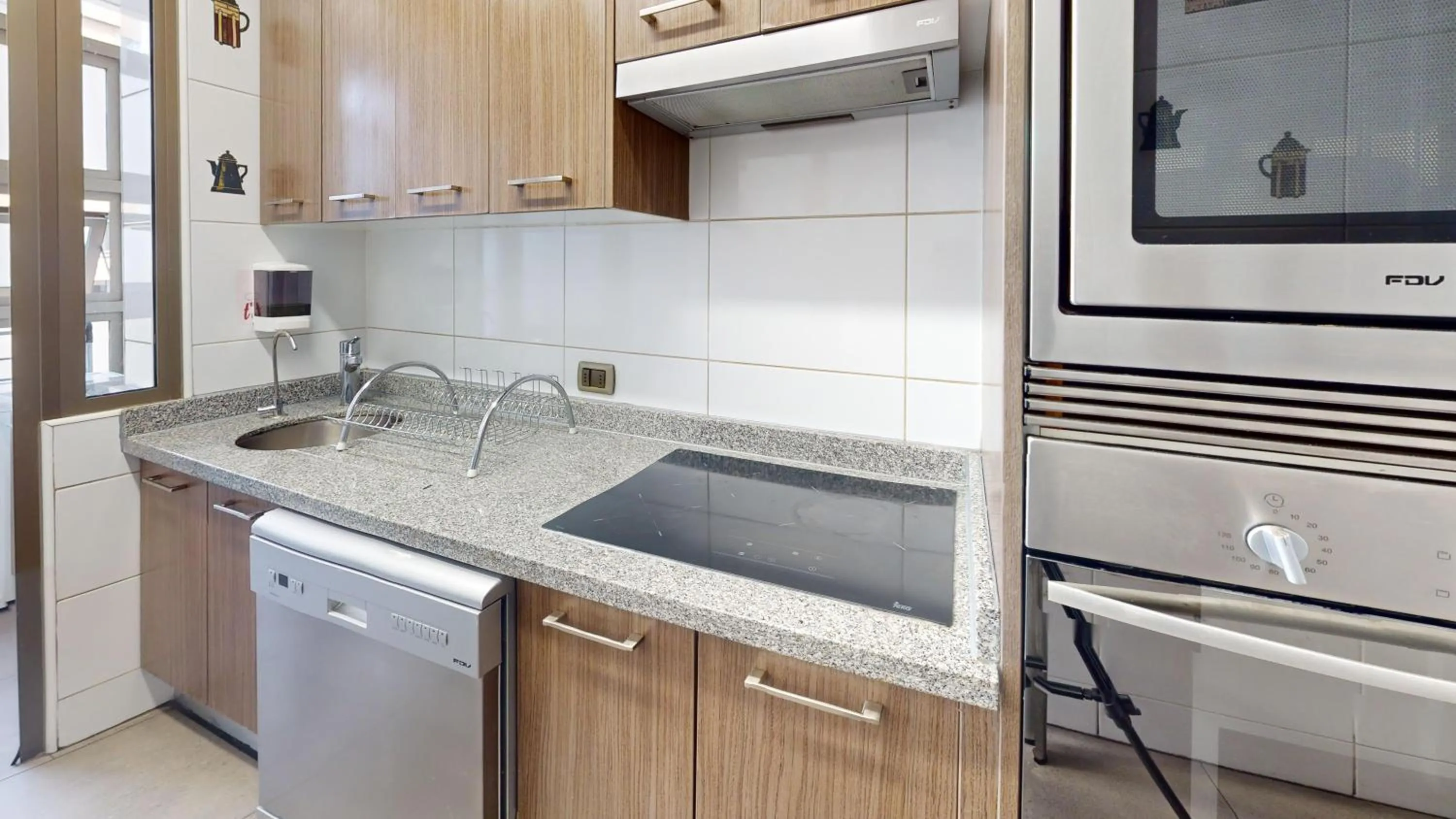 Kitchen or kitchenette in Views Cordillera