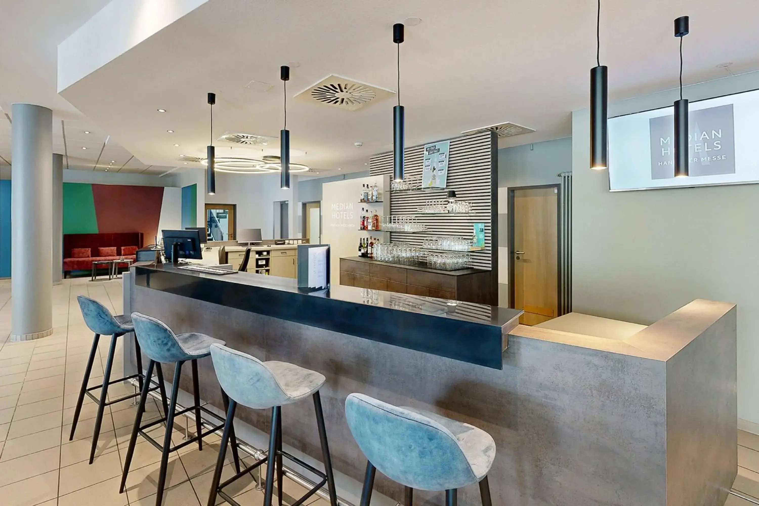Lounge or bar in Median Hotel Hannover Messe Lounge or bar in Median Hotel Hannover Messe
