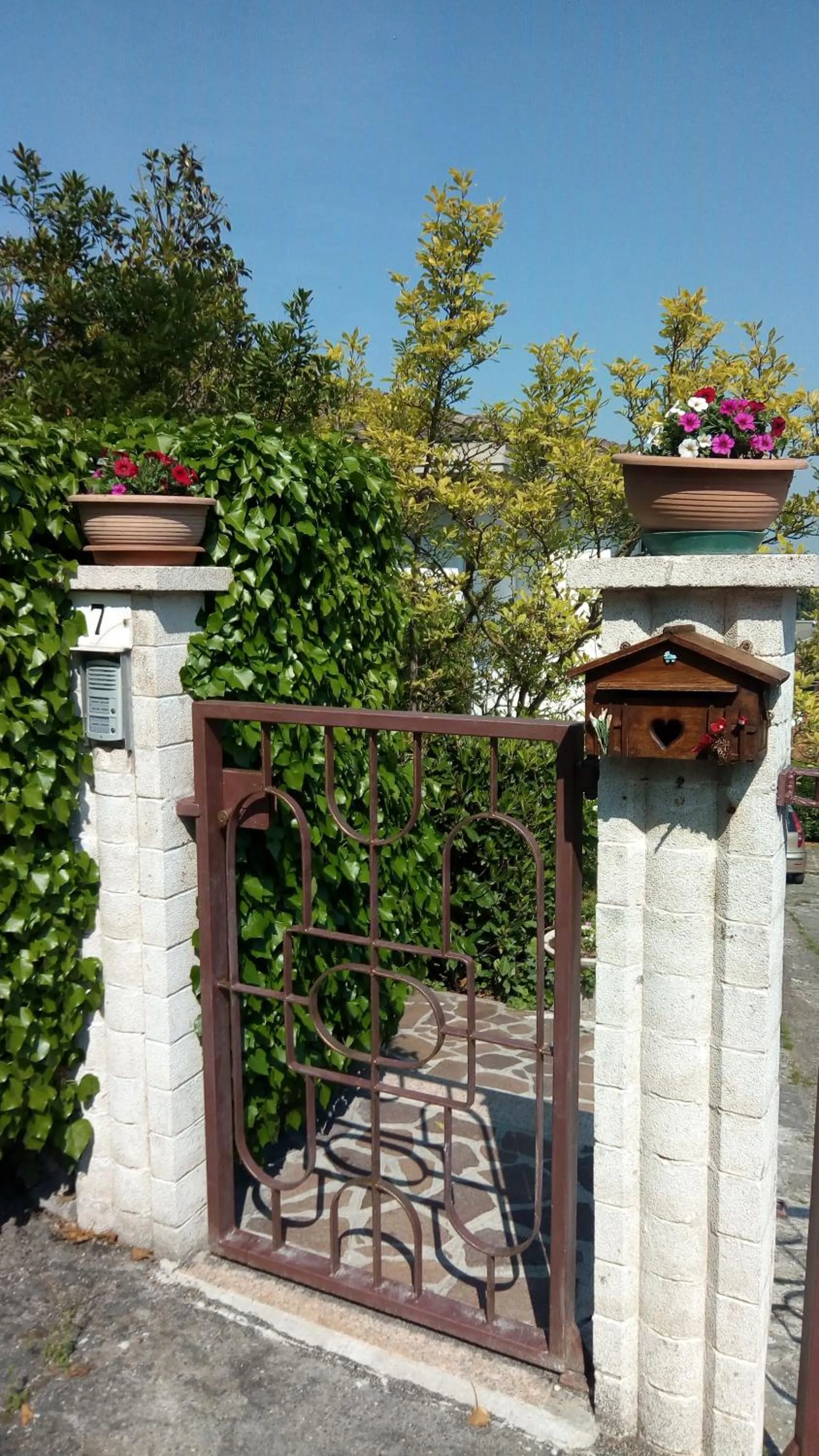Facade/entrance in Nel giardino di Oz