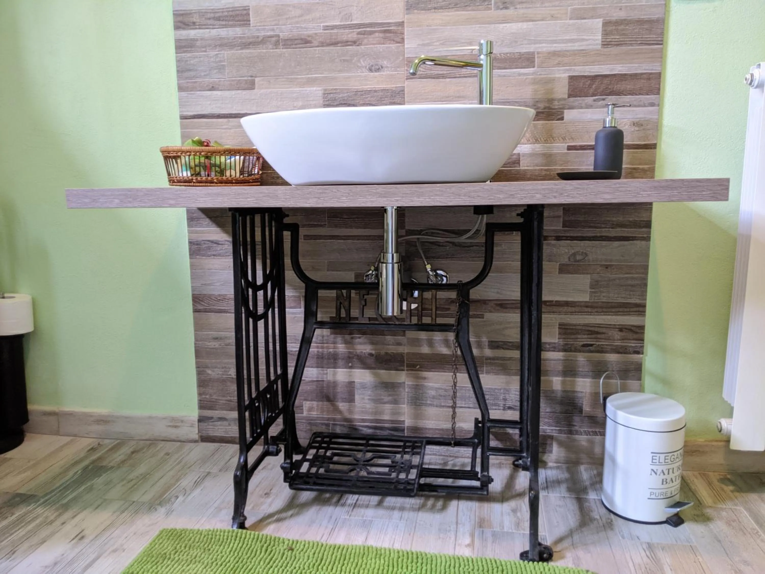 Bathroom in Nel giardino di Oz