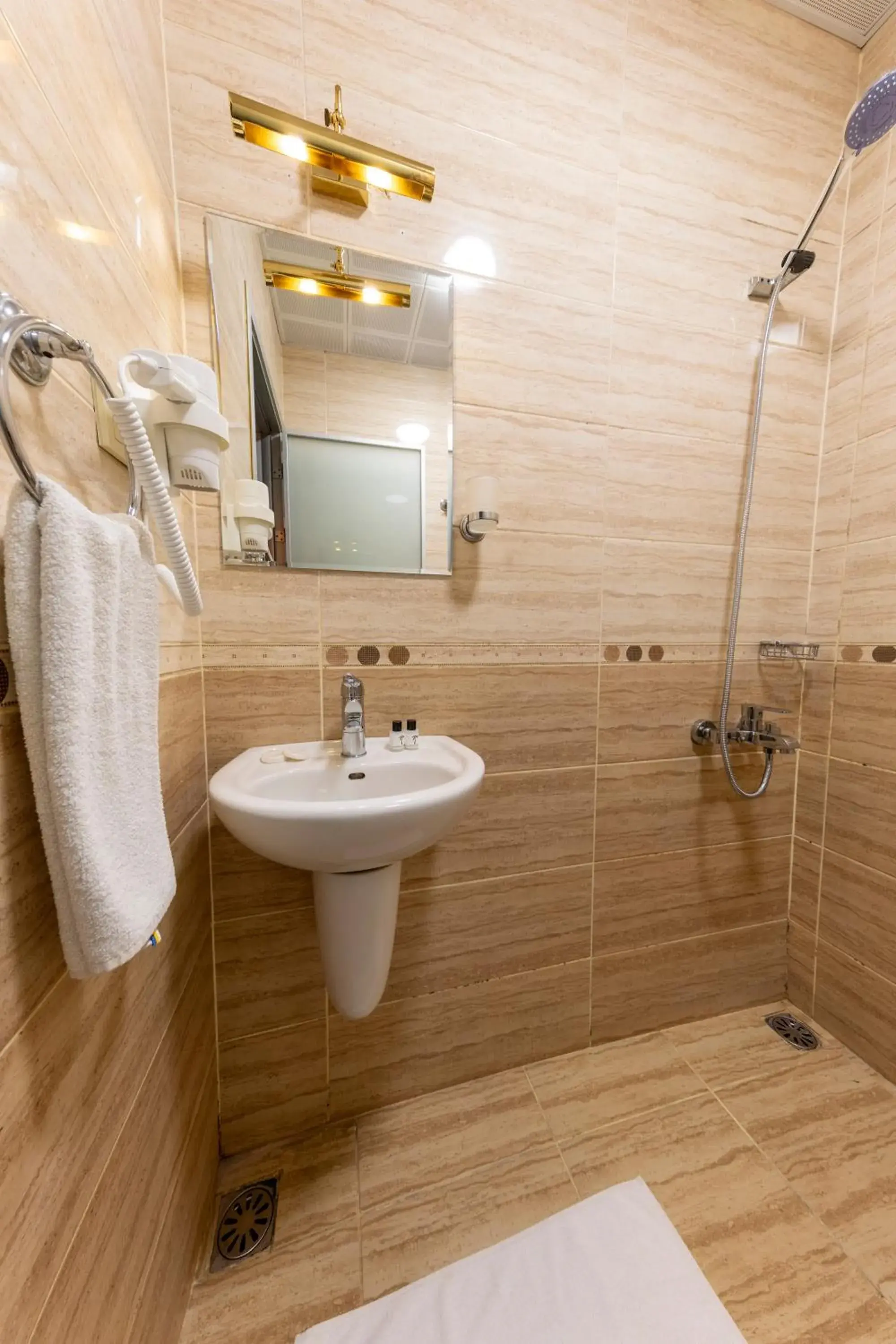 Deluxe Single Room in Hotel Umit 2 Deluxe Single Room in Hotel Umit 2