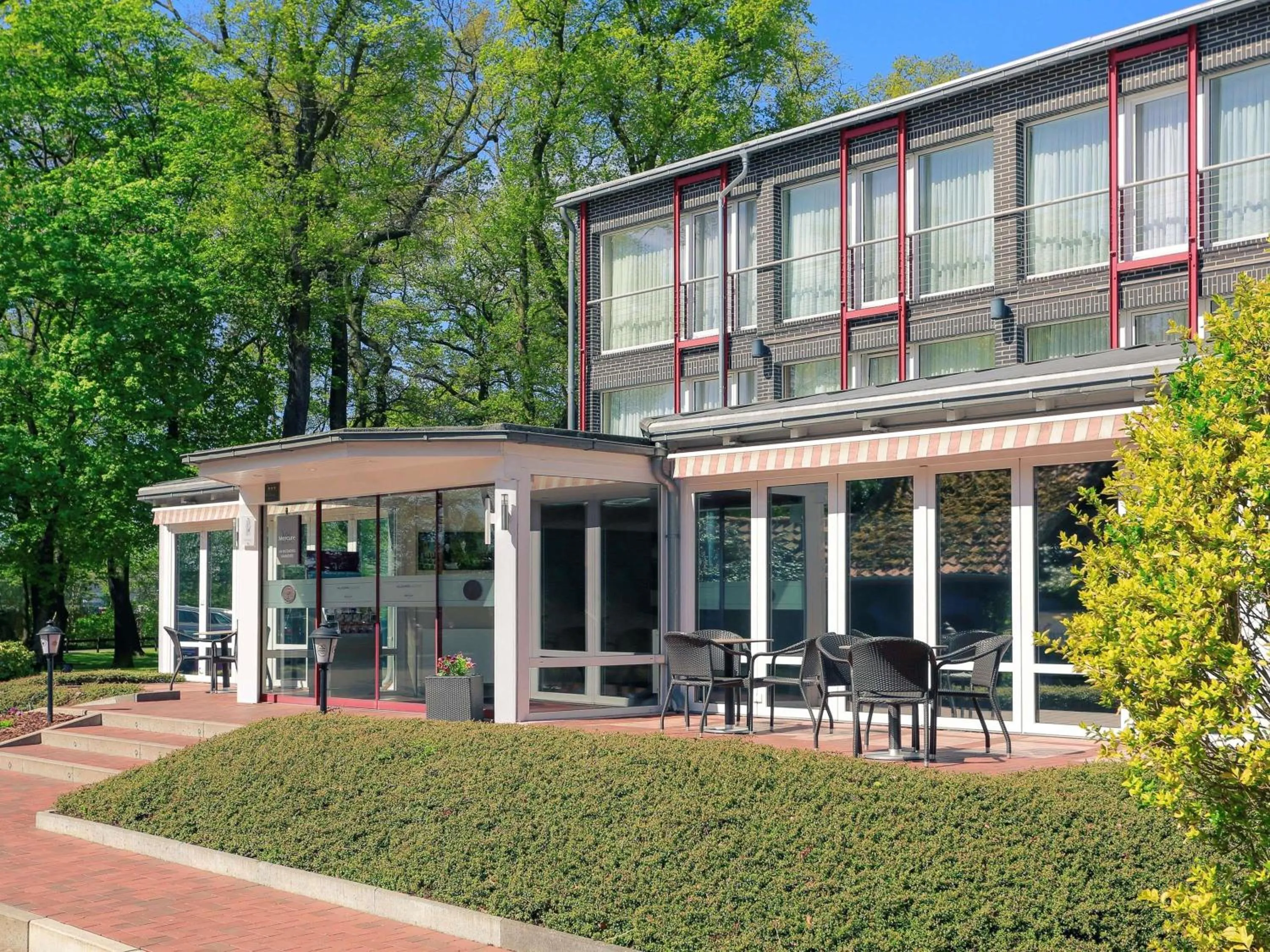 Property building in Mercure Hotel am Entenfang Hannover