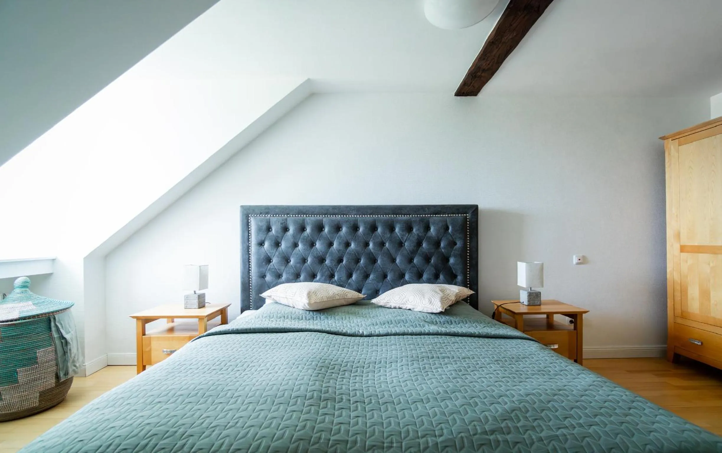 Bed in Schloss Harkensee