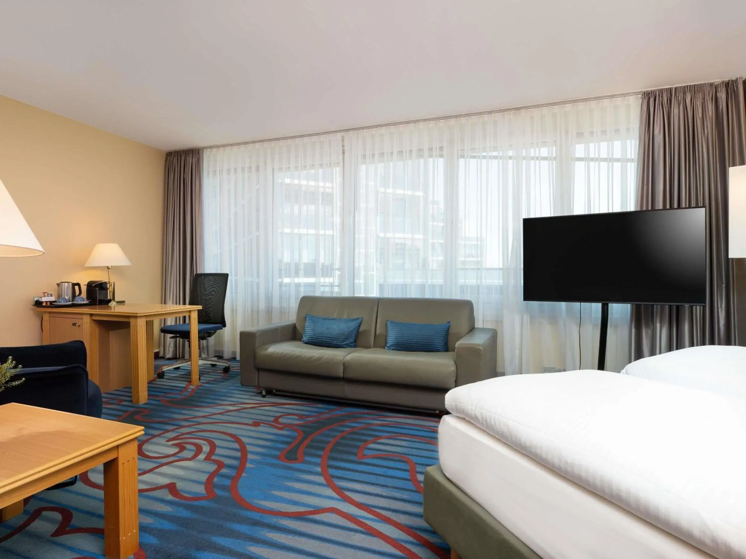 Bedroom, Bed in Mercure Hotel Berlin Tempelhof Bedroom, Bed in Mercure Hotel Berlin Tempelhof