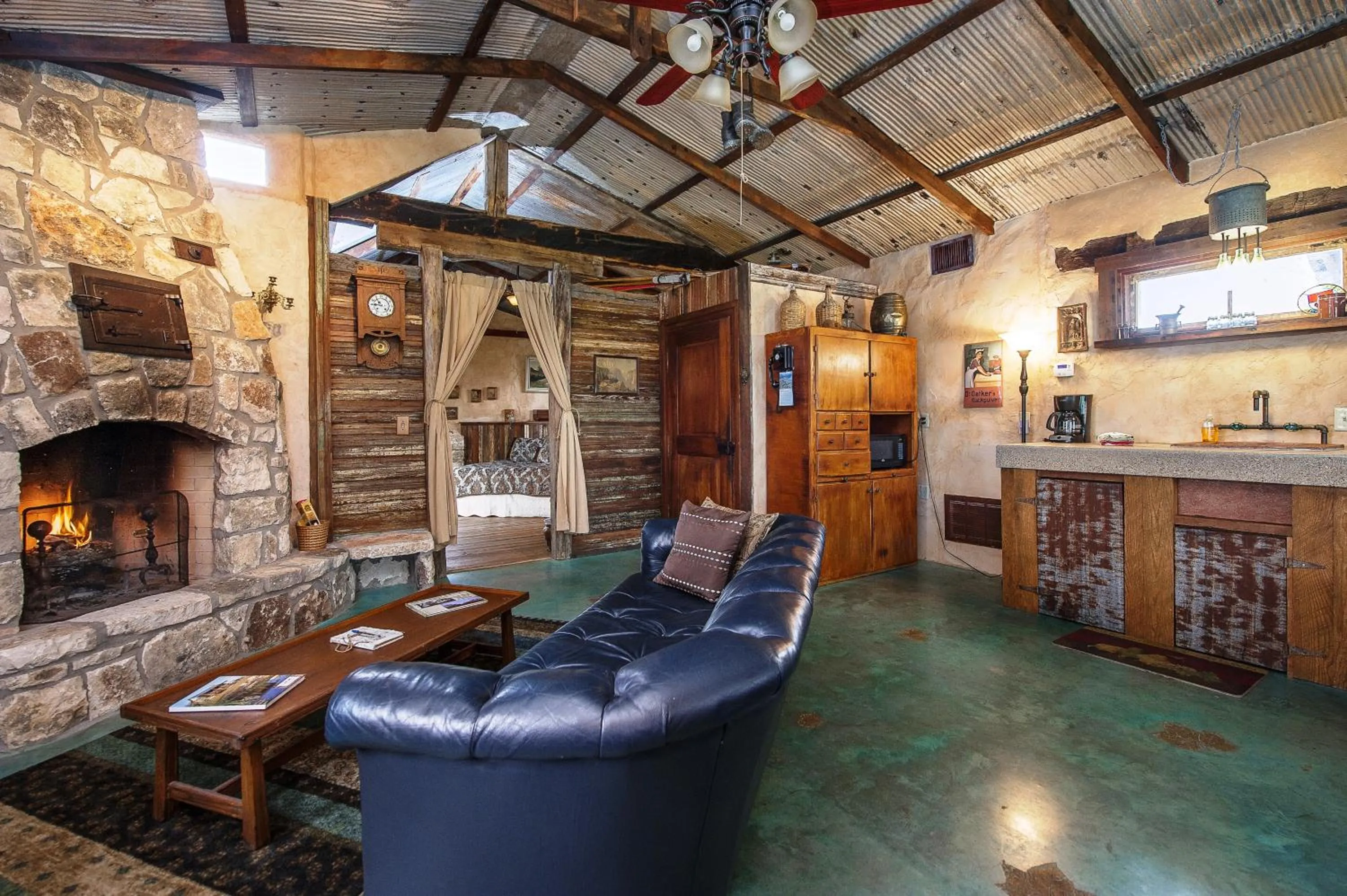 Kitchen or kitchenette in Barons CreekSide Resort