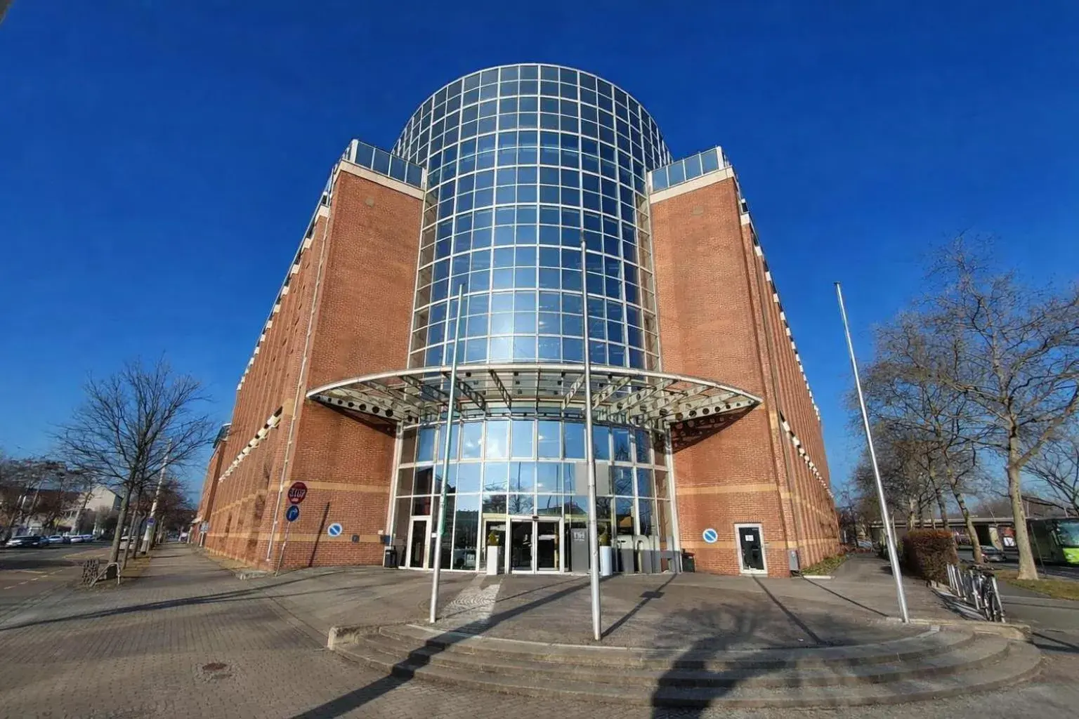 Property building in Hotel Dresden Neustadt Property building in Hotel Dresden Neustadt