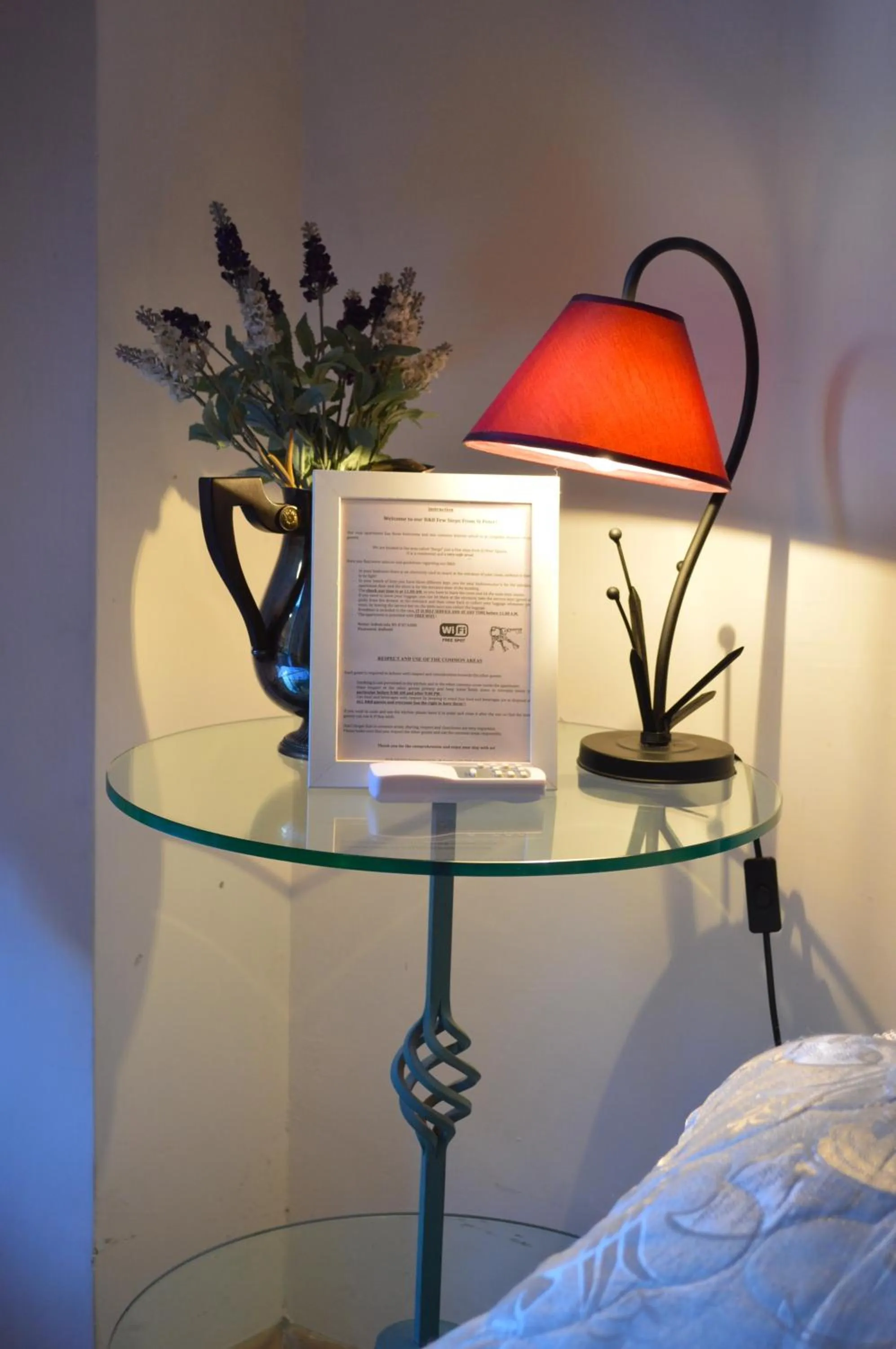 Decorative detail, Bed in Daffodil in Roma San Pietro