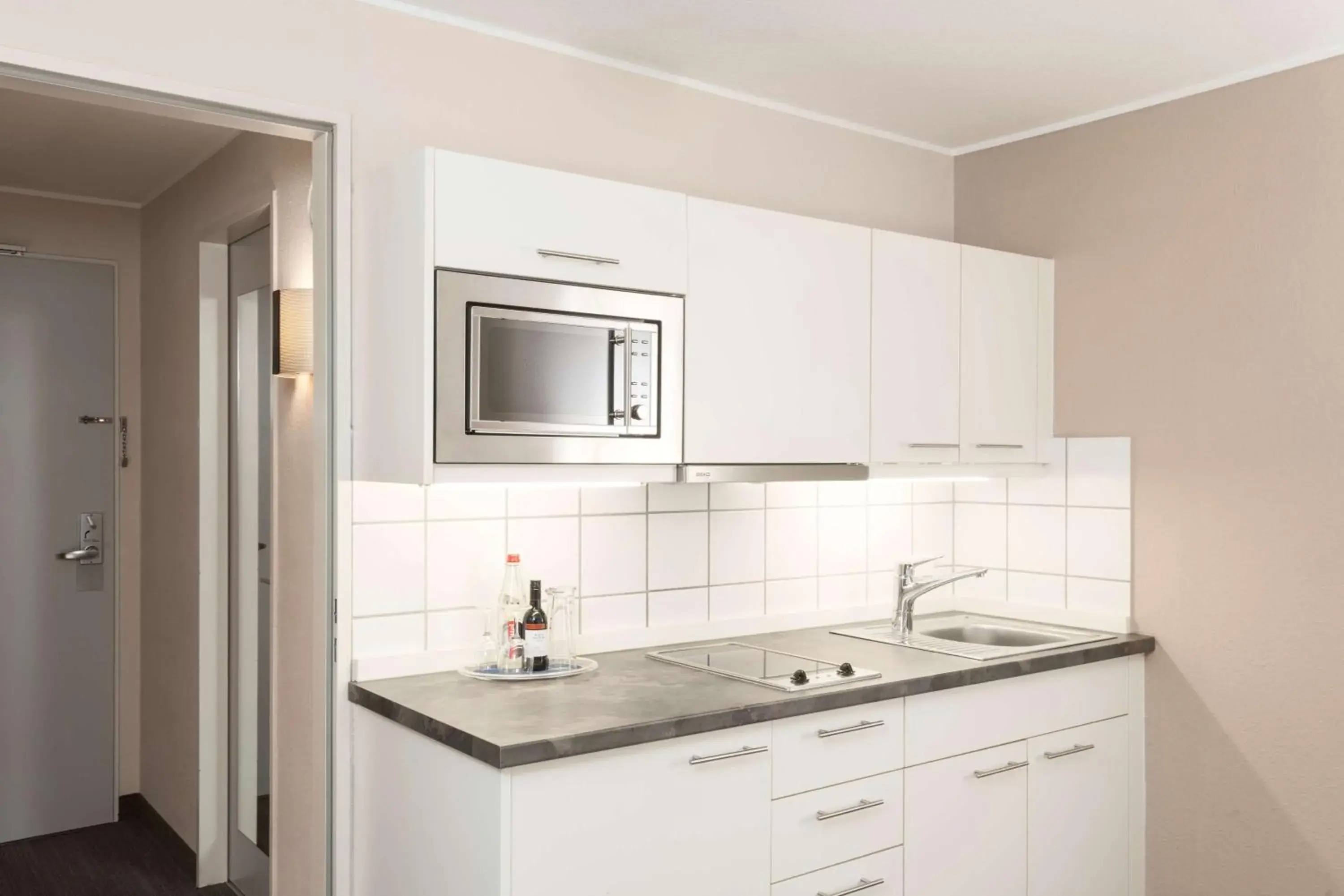 Photo of the whole room in NH Düsseldorf City Photo of the whole room in NH Düsseldorf City