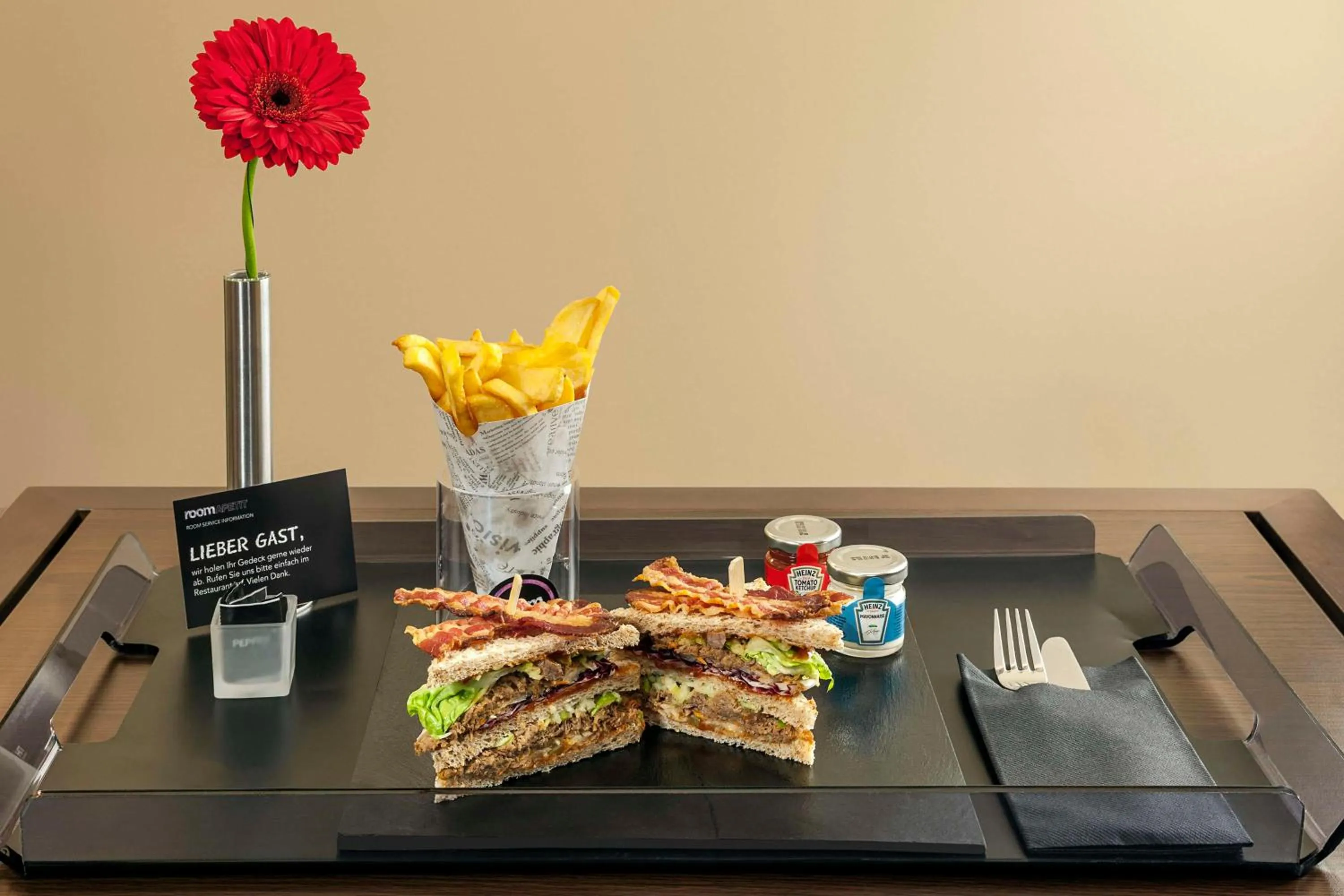 Food and drinks in NH Frankfurt Niederrad