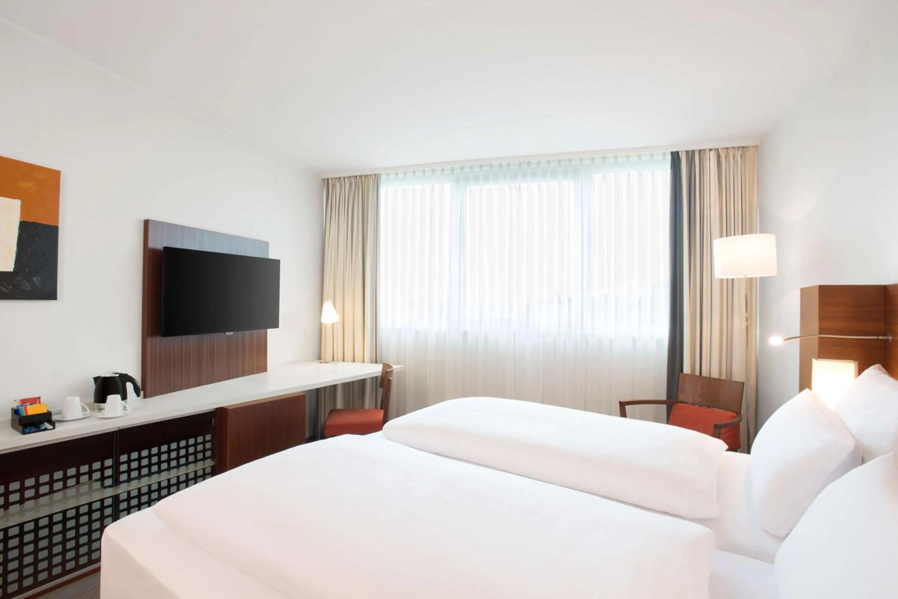 View (from property/room), Bed in NH Frankfurt Niederrad