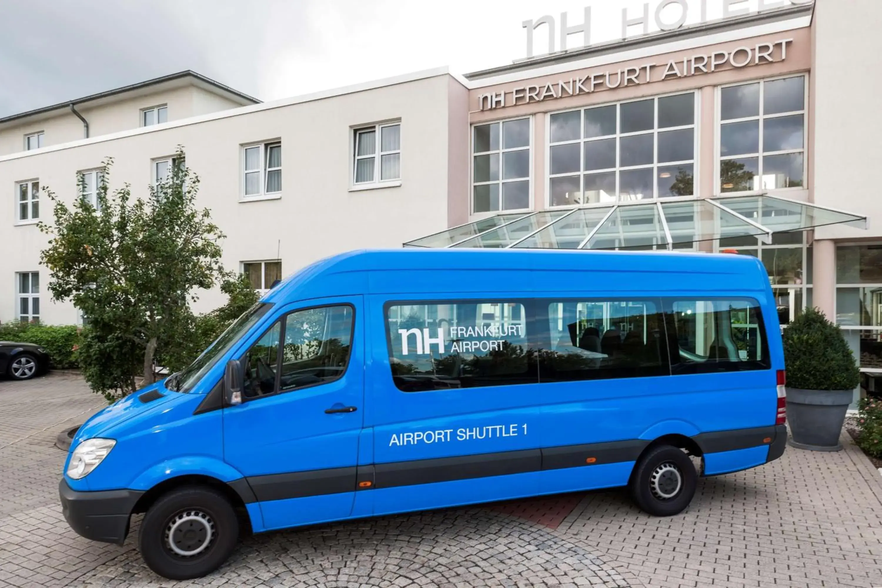 Property building in NH Frankfurt Airport Property building in NH Frankfurt Airport