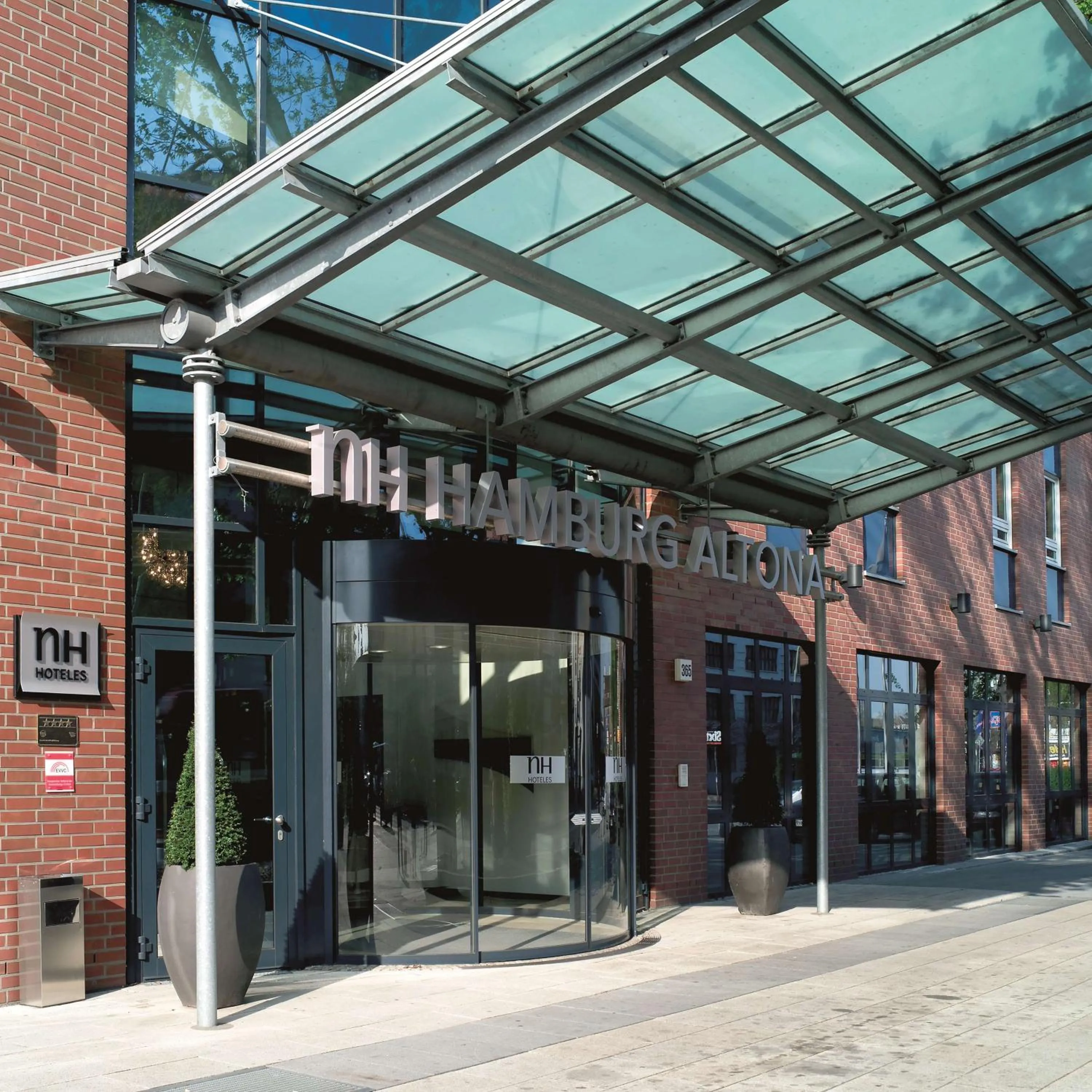 Property building in NH Hamburg Altona