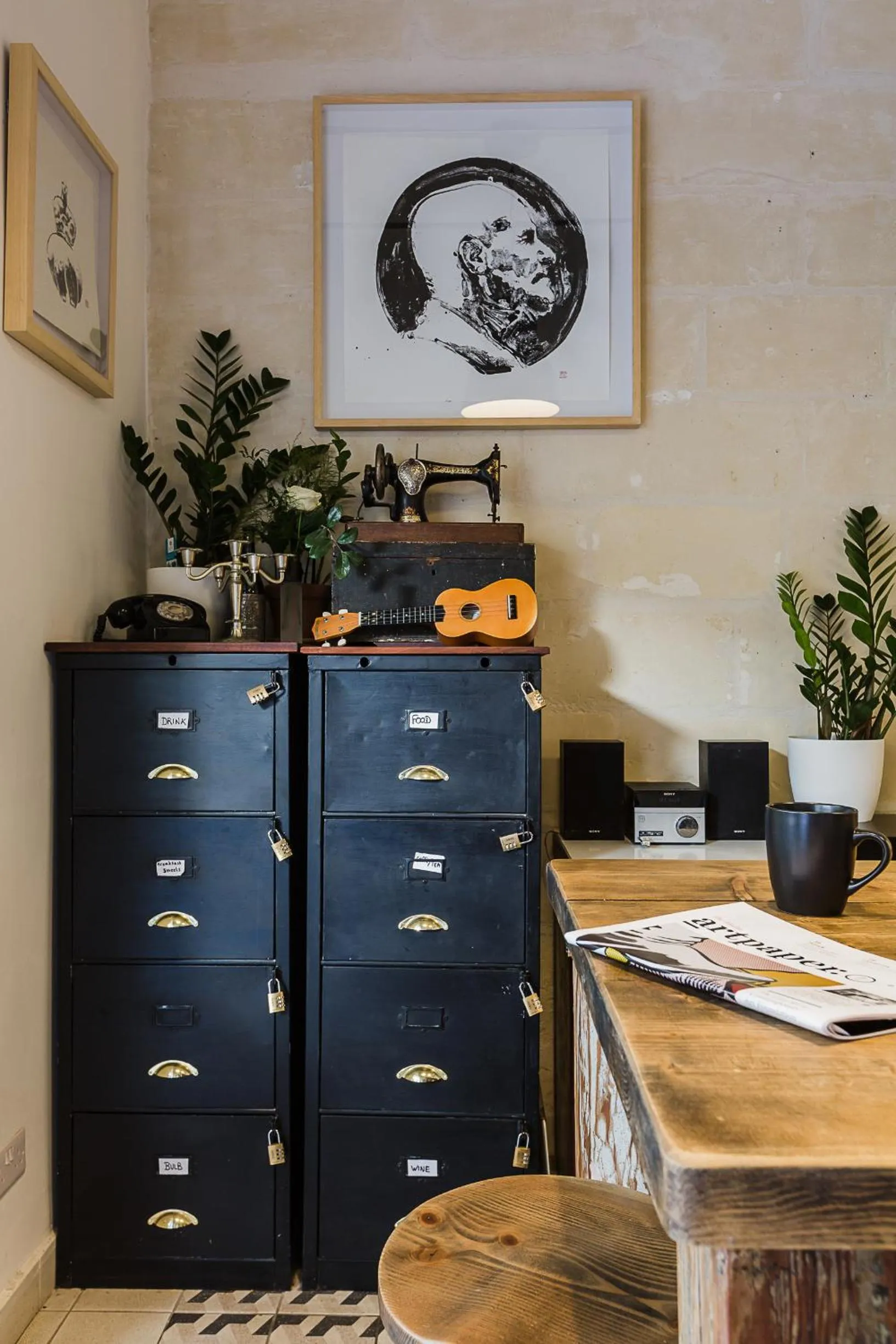 Two Pillows Boutique Hostel