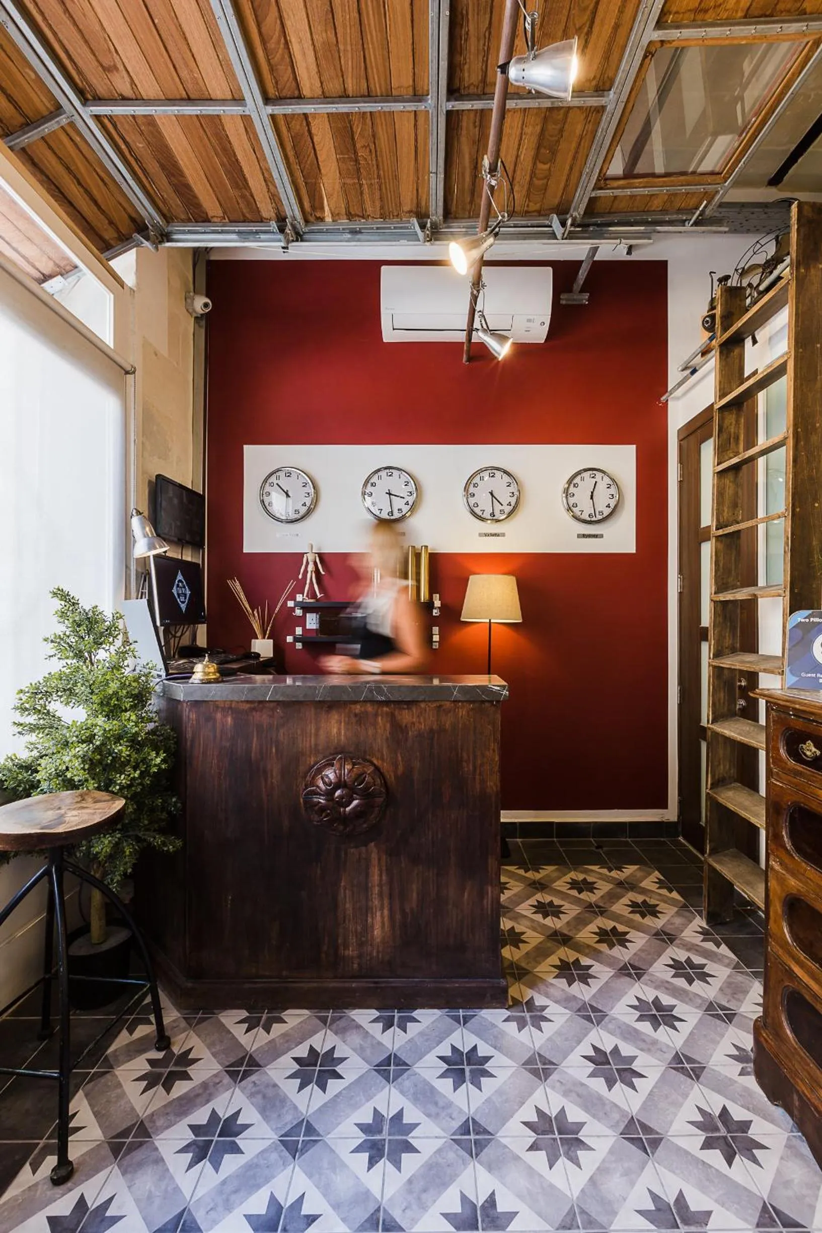 Facade/entrance in Two Pillows Boutique Hostel