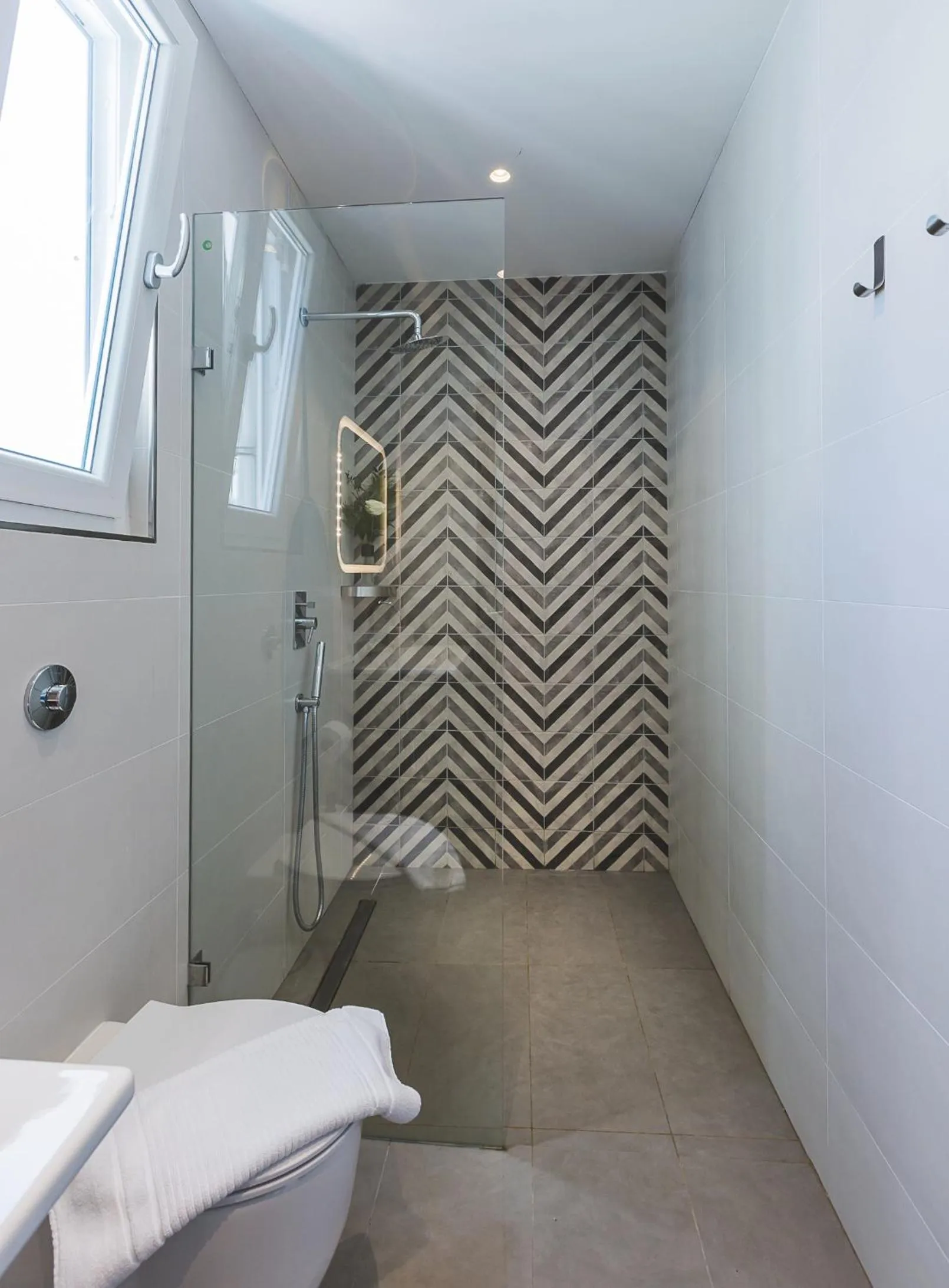 Two Pillows Boutique Hostel