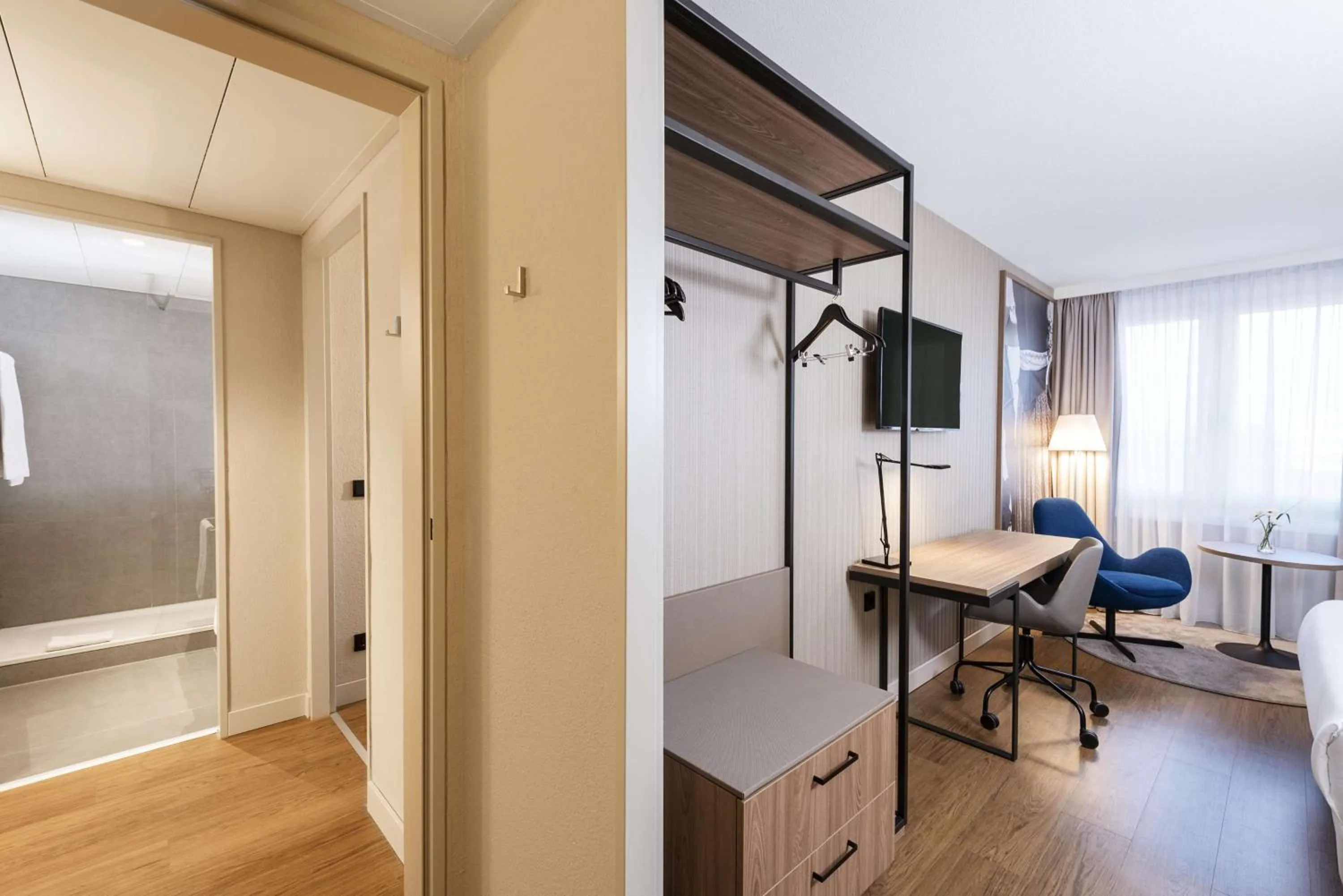 View (from property/room), Bed in NH München Airport