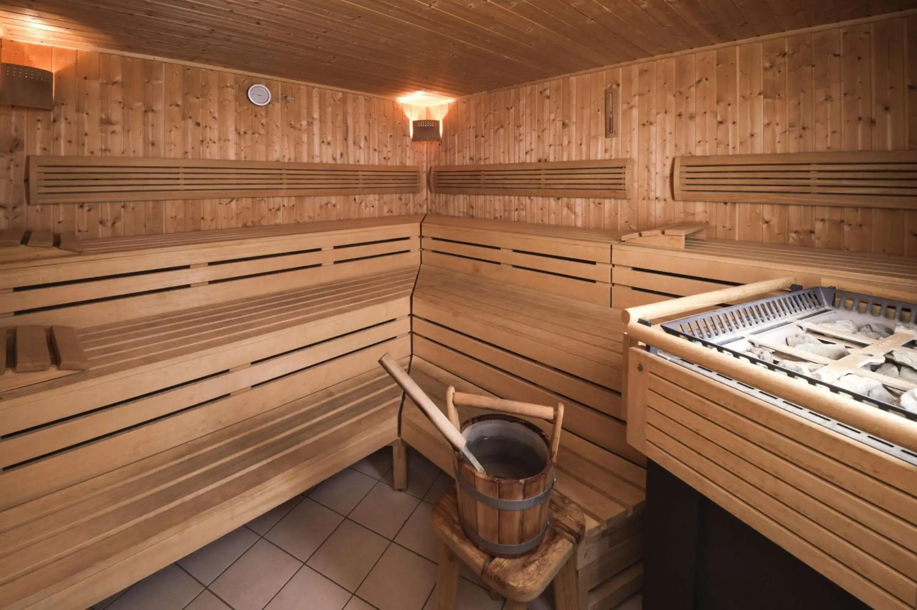 Spa and wellness centre/facilities in NH München Airport Spa and wellness centre/facilities in NH München Airport