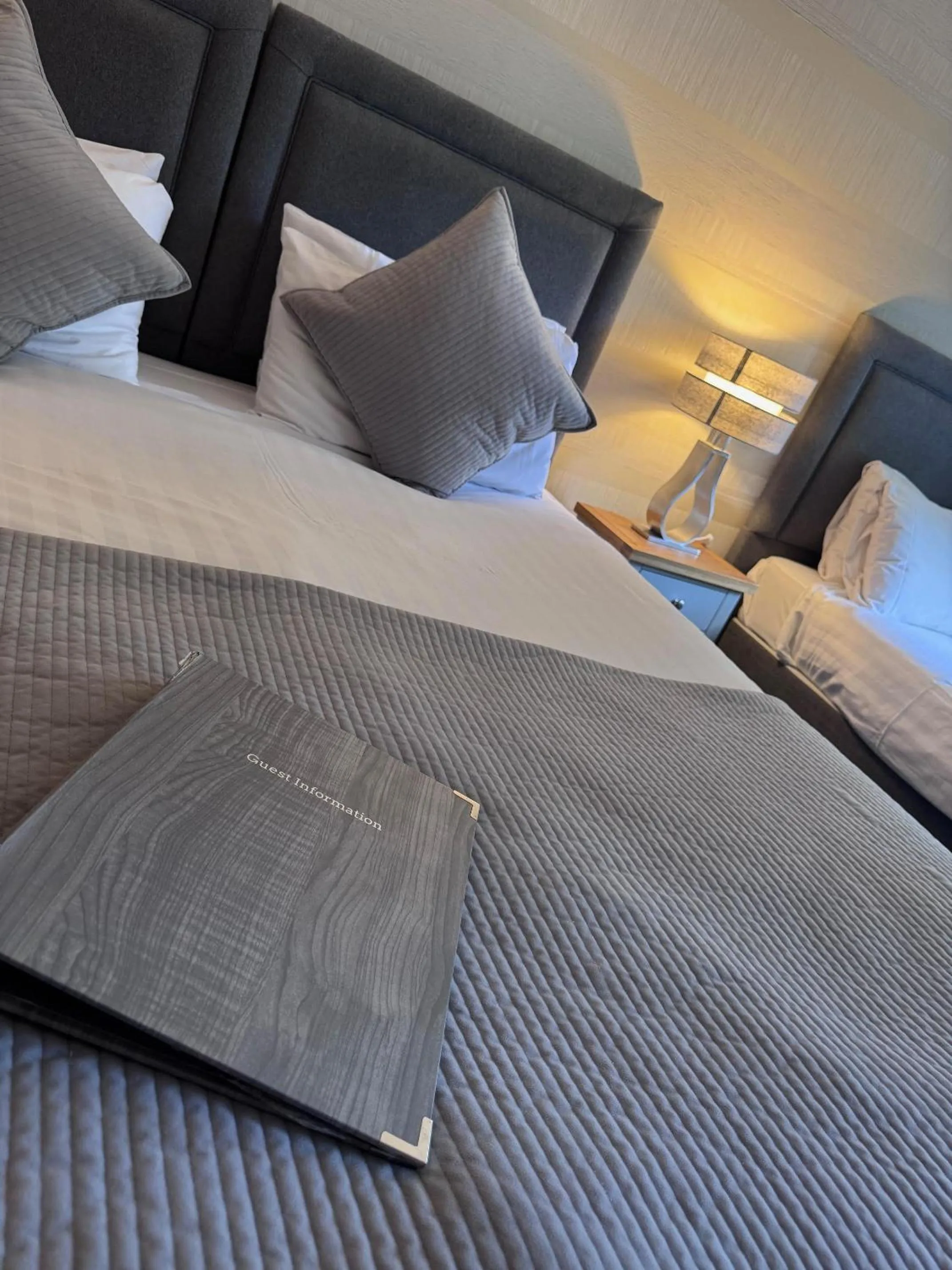 Bed in The Oaks Hotel